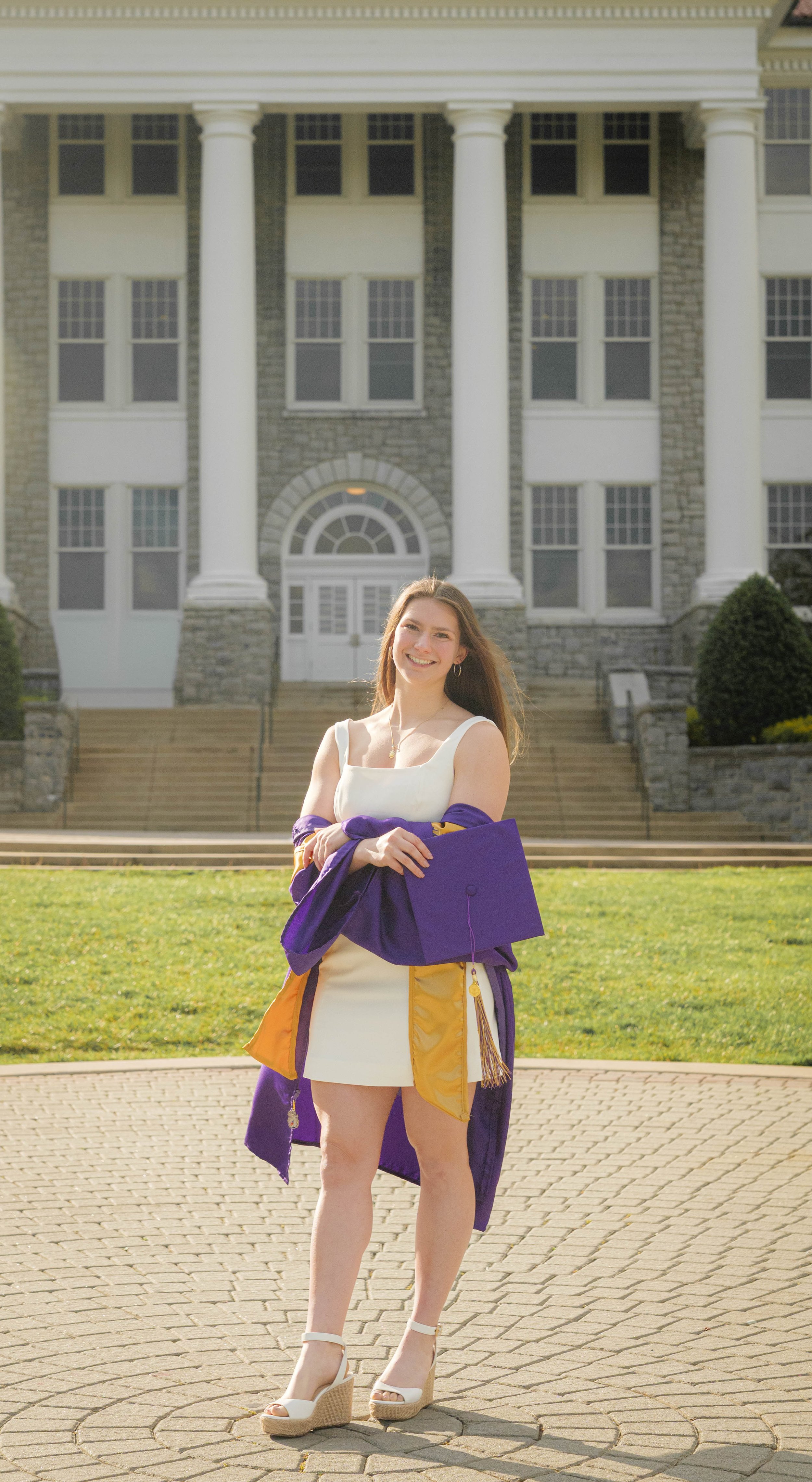 Kassidy Juliane's Grad Photos-31.jpg