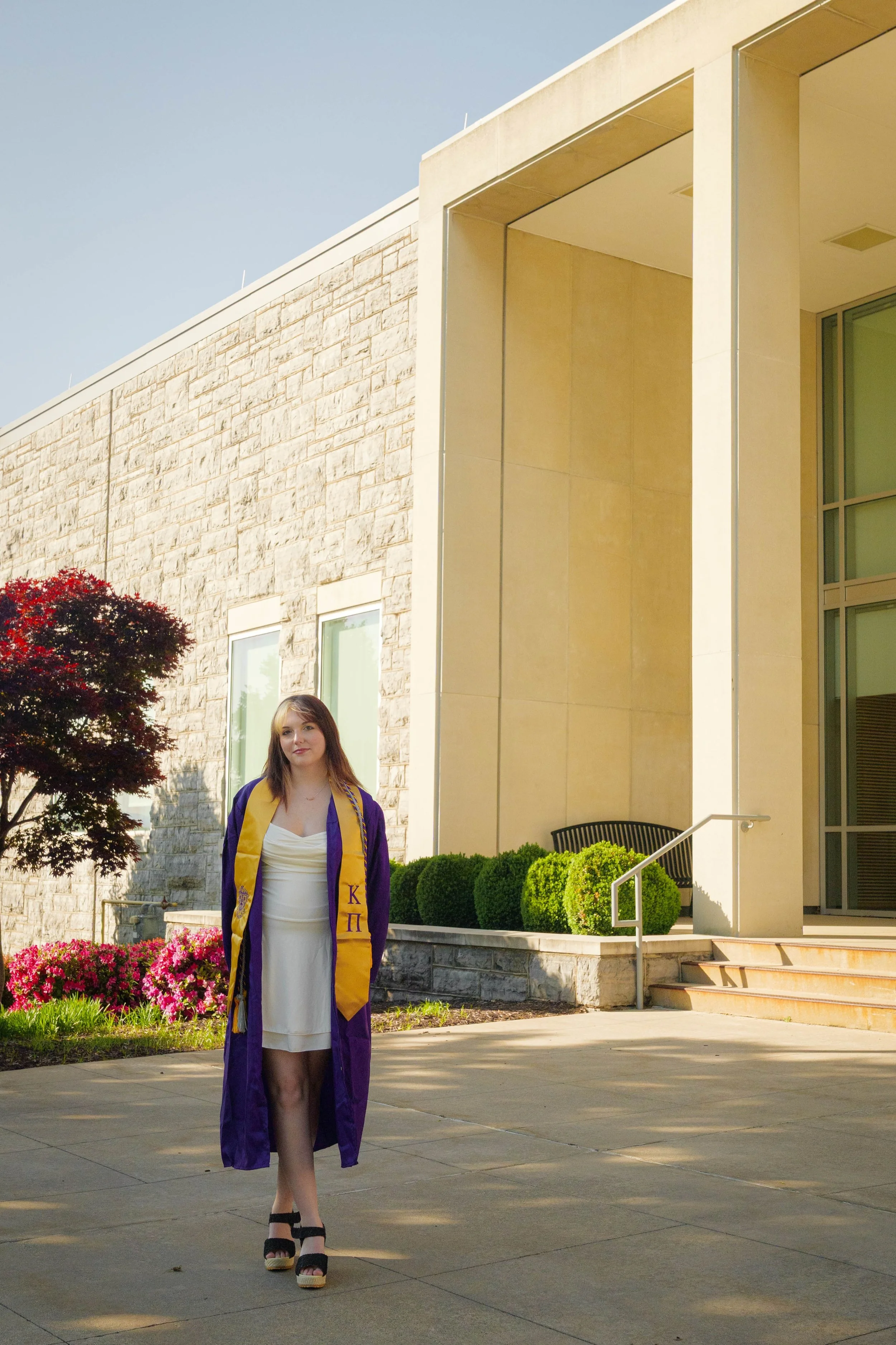 Holly Bayer's Grad Photos-16.jpg