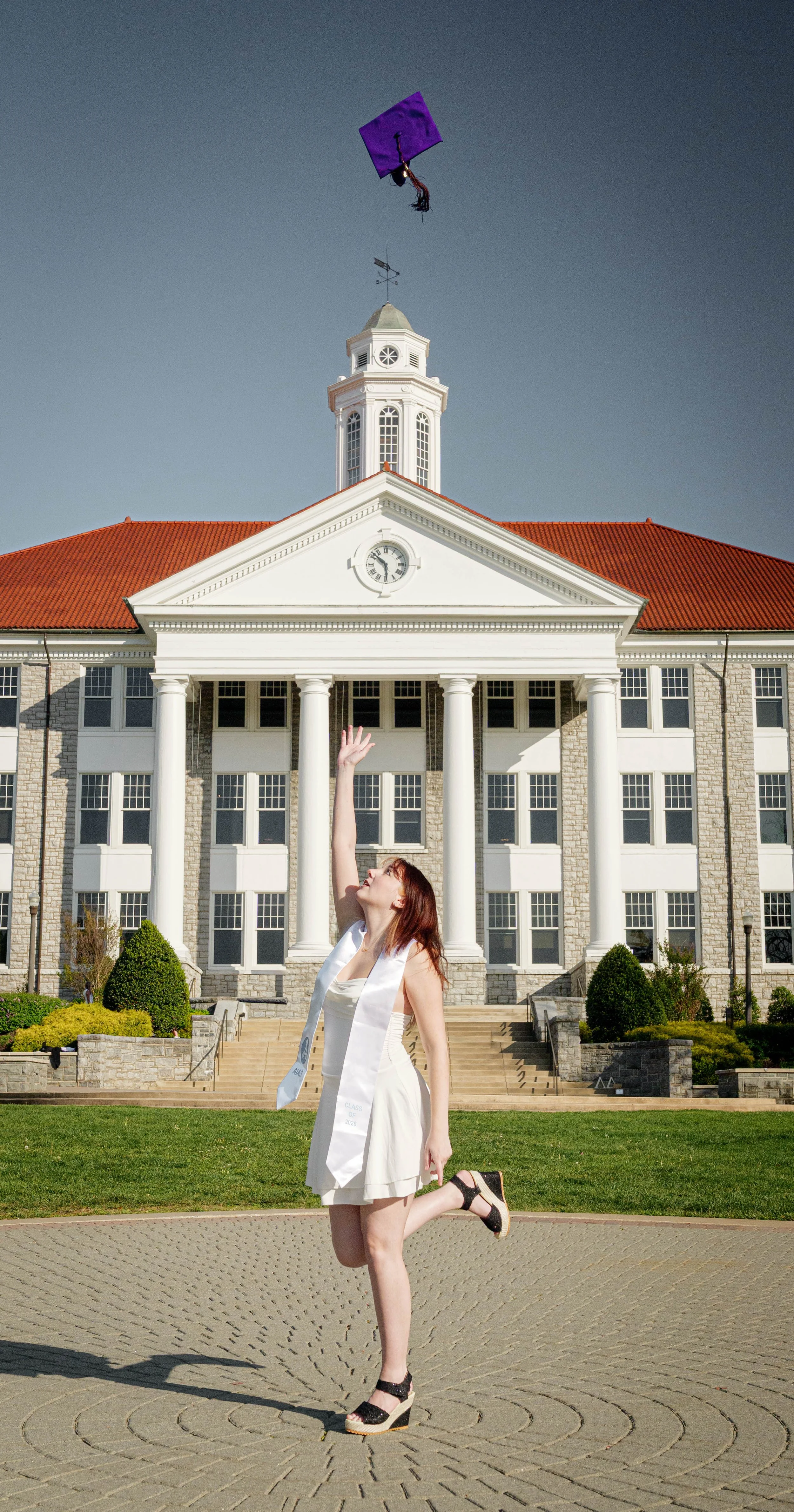 Holly Bayer's Grad Photos-37.jpg