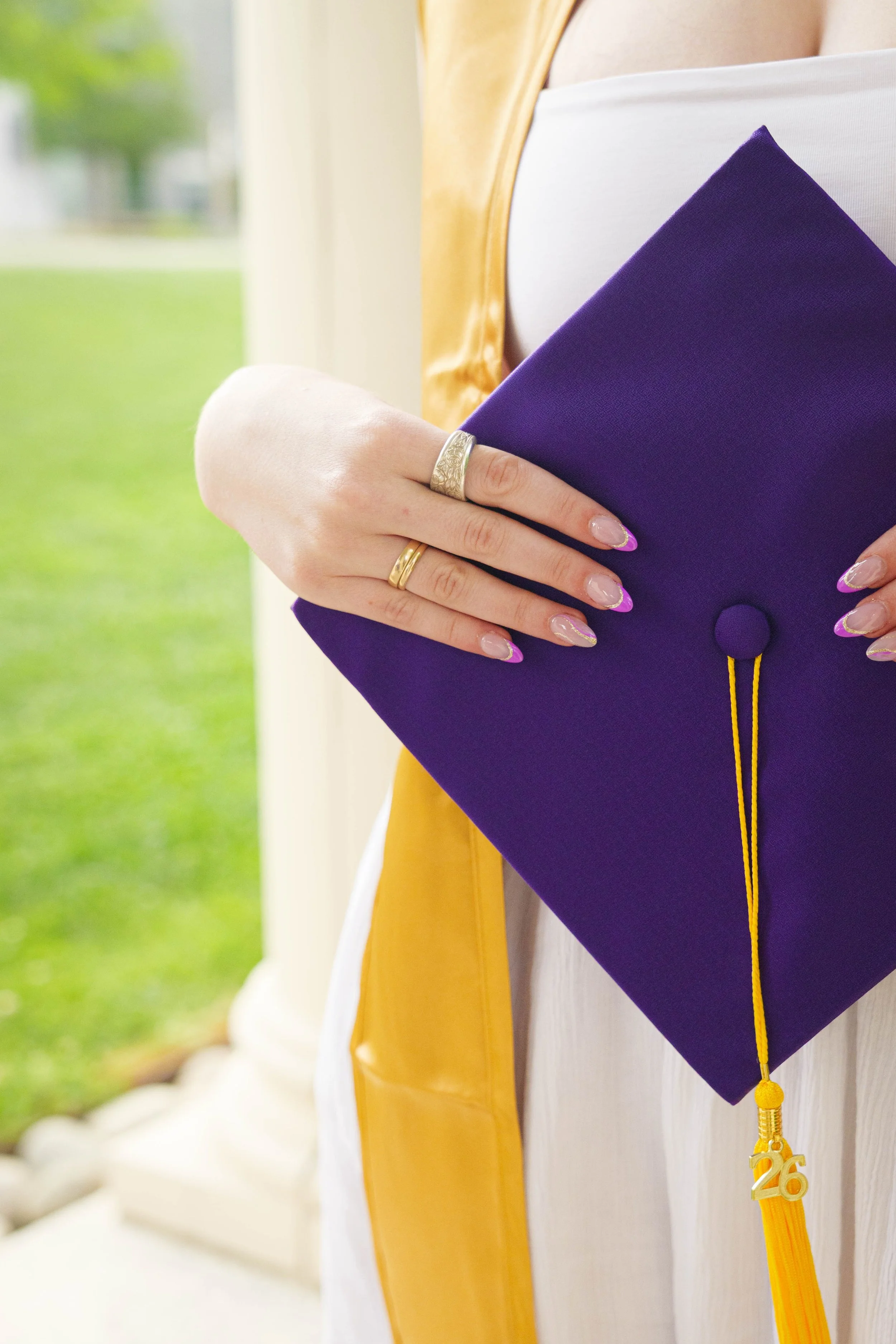 Nadia Scull's Grad Photos-34.jpg