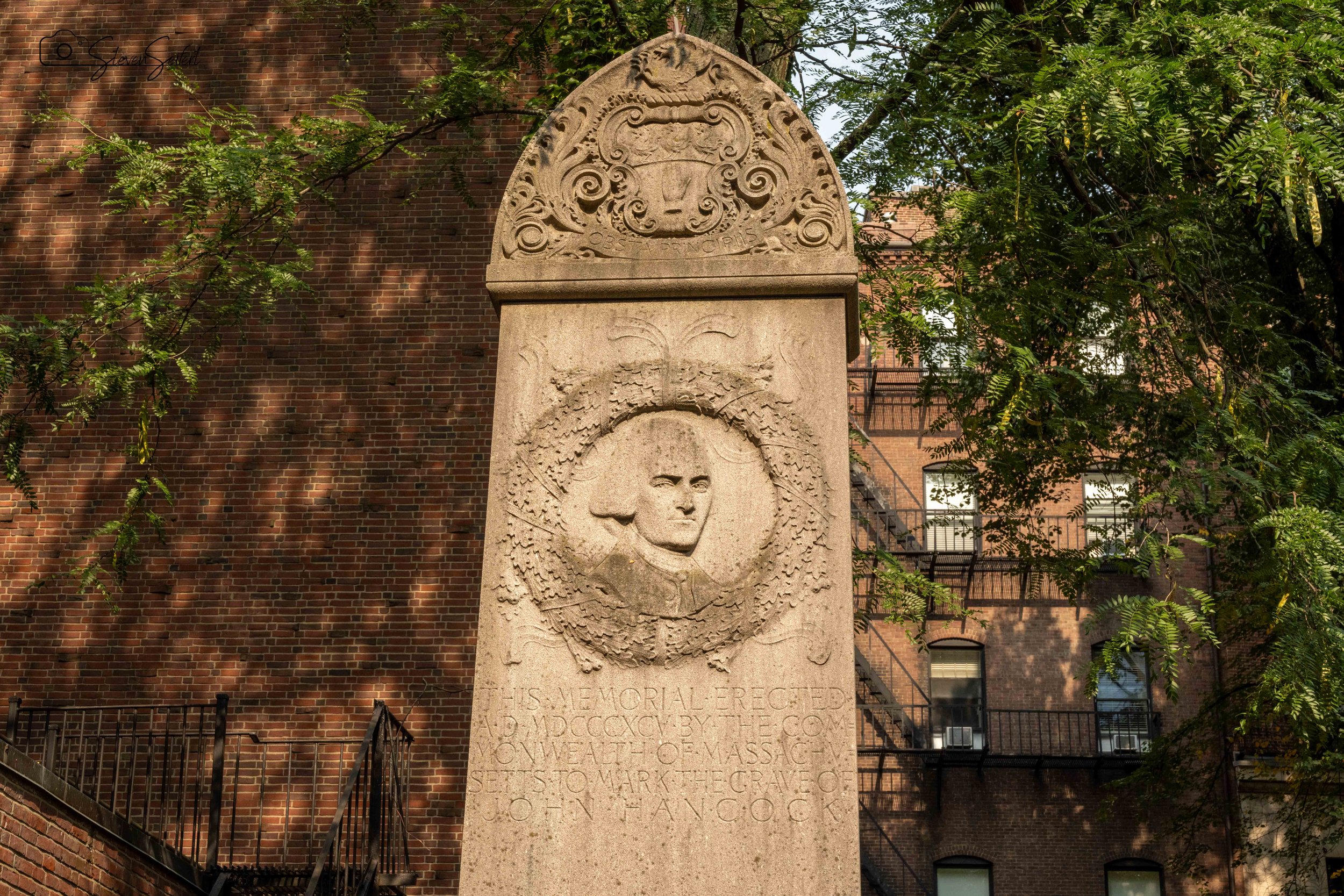 Boston LR-6.jpg
