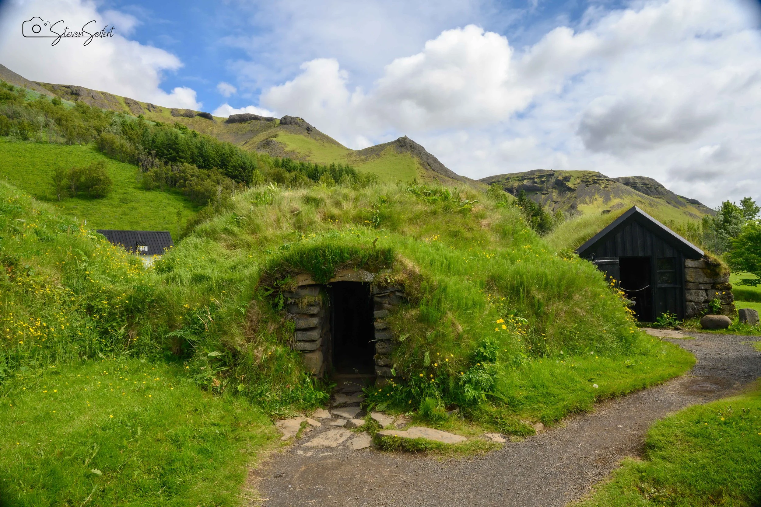 Iceland-Day1-23-LR.jpg