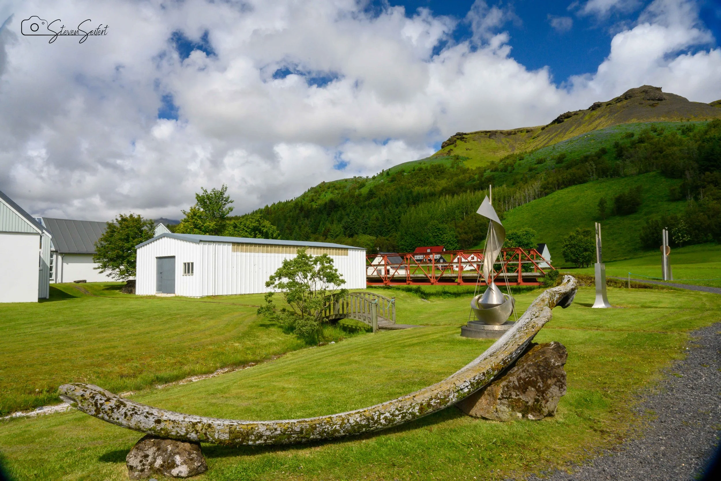 Iceland-Day1-33-LR.jpg