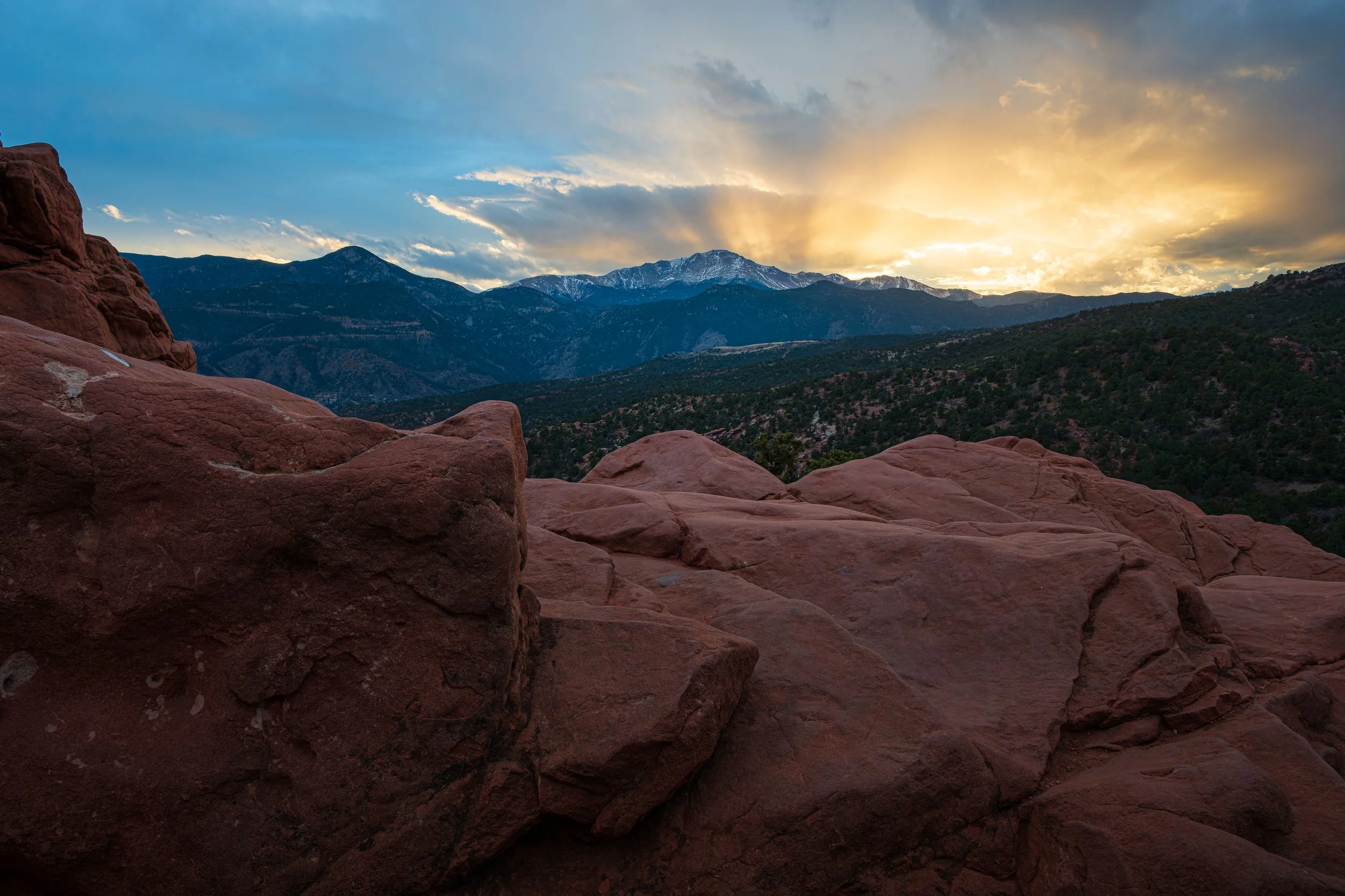 sun vector pikes peak FINAL.jpg