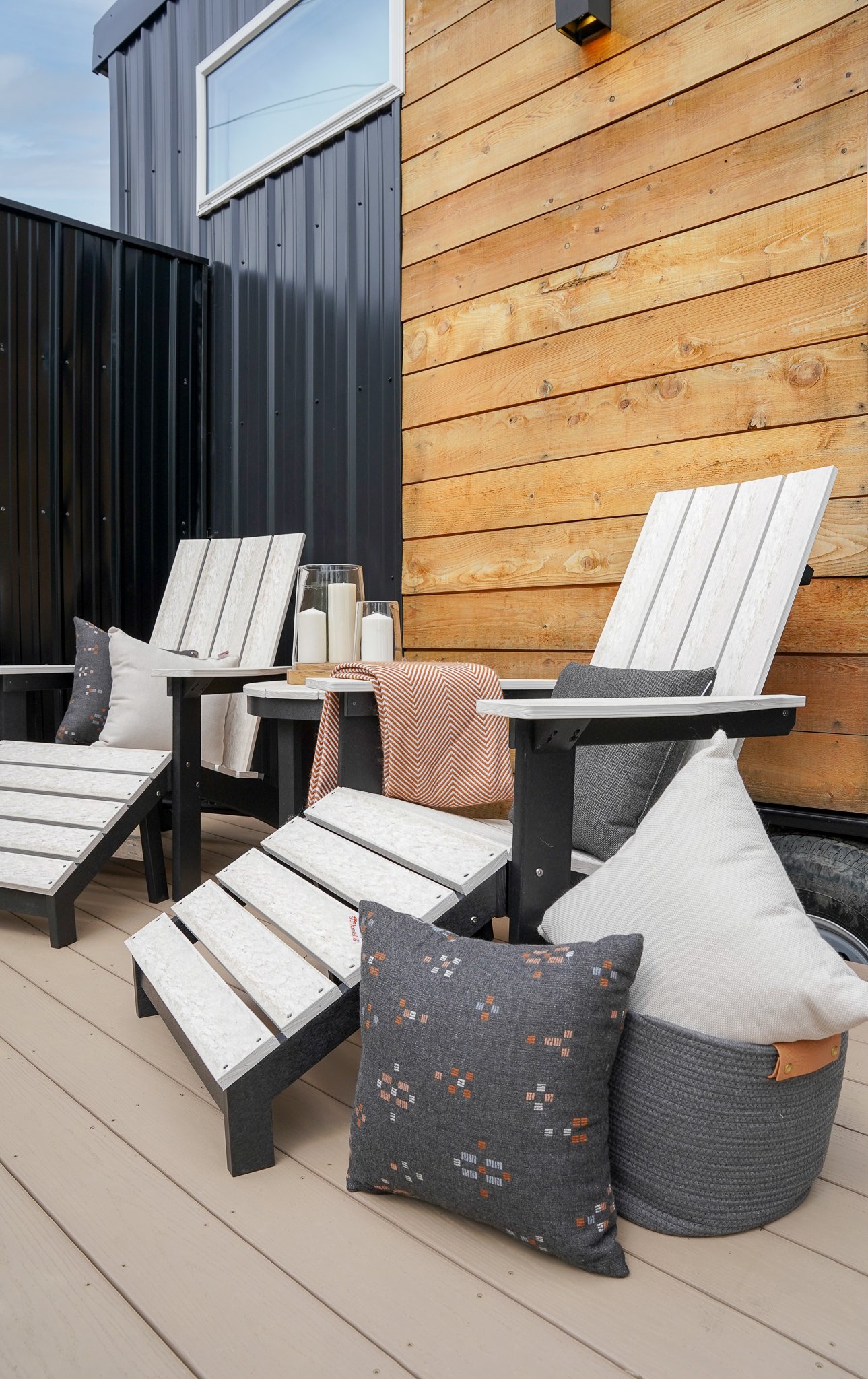 Seashell on Black Adirondack with Mayhew Footstool (2)-2.jpg