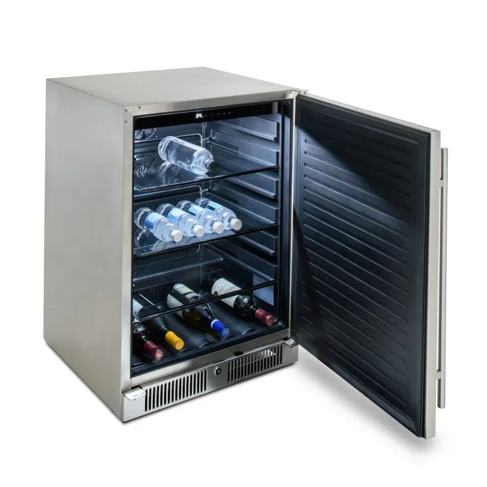 5.2CU_angle_dooropen_drinks-scaled.webp