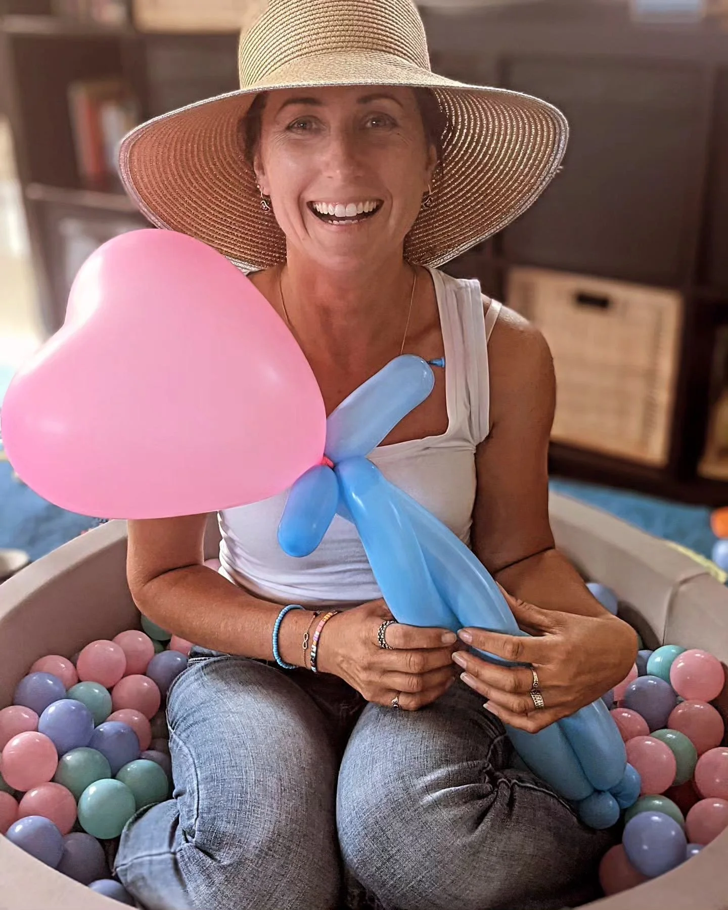 Balloon Twisting, Magic &amp; Juggling and Face Painting in Surrey BC