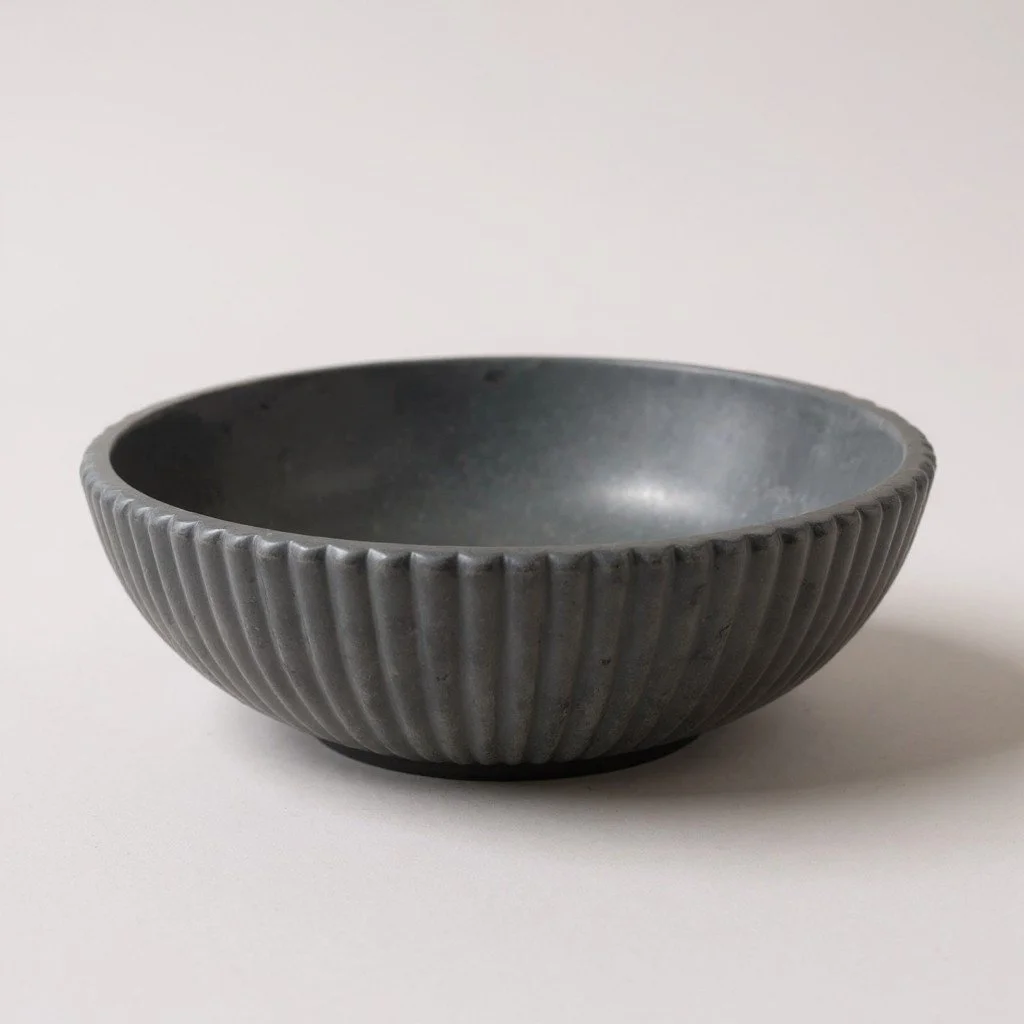 Black Bowl 1.jpg