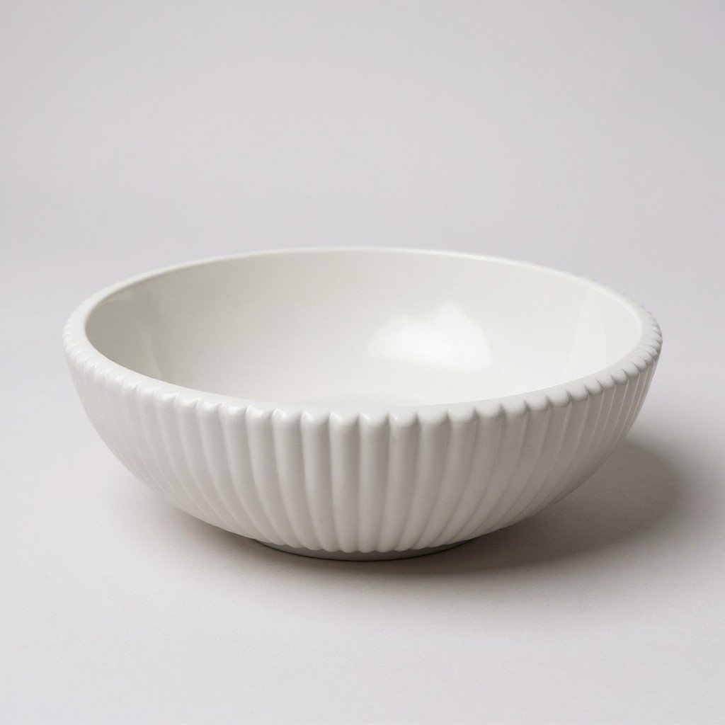 White bowl 2.jpg