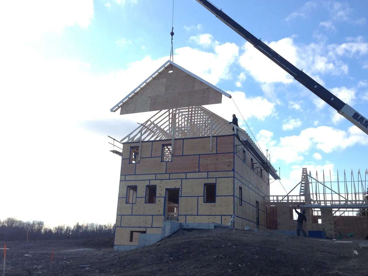 Installing a Roof on a Custom Home