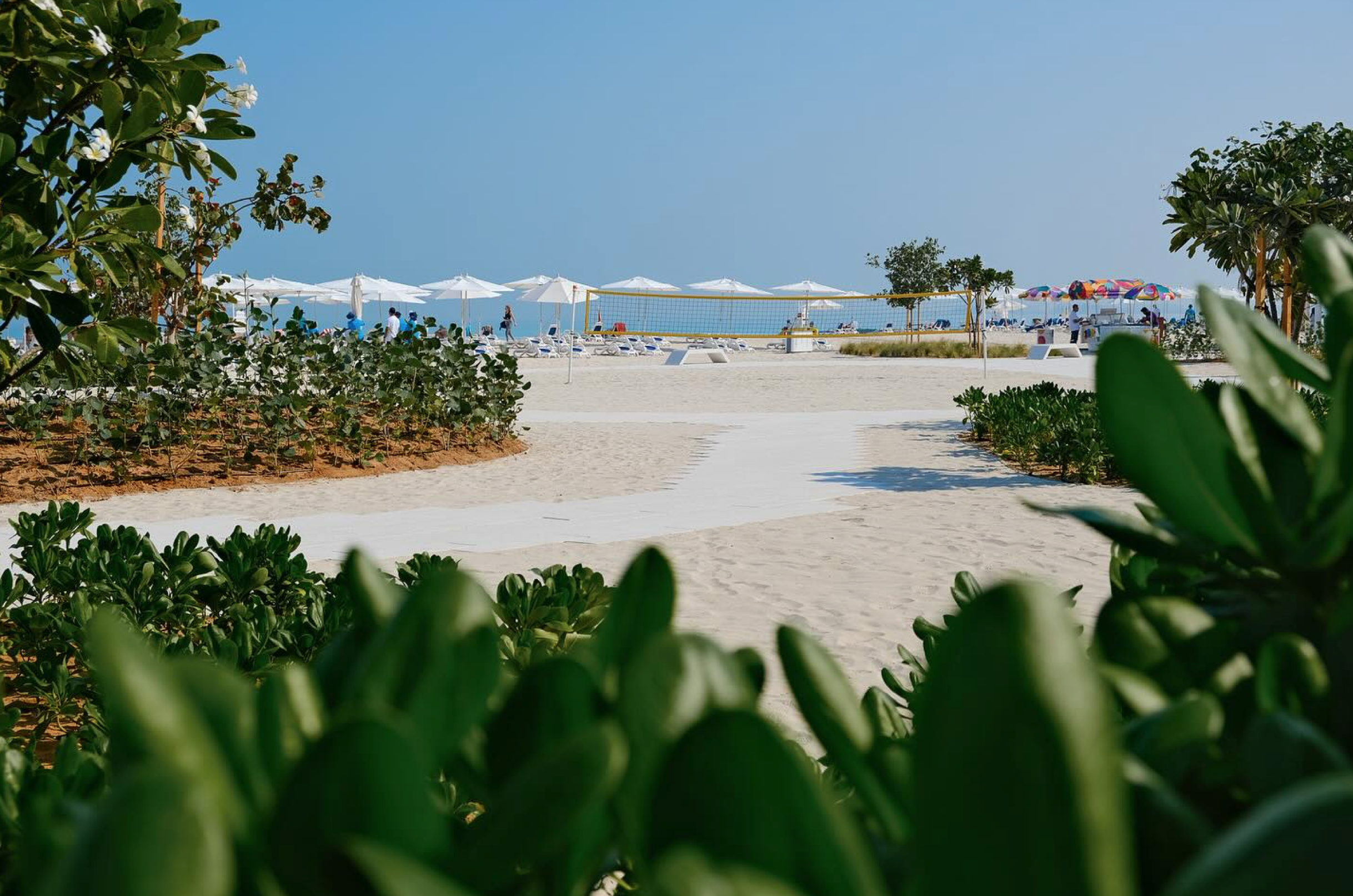 A host of beach facilities alongside a scenic coastal jogging track.
