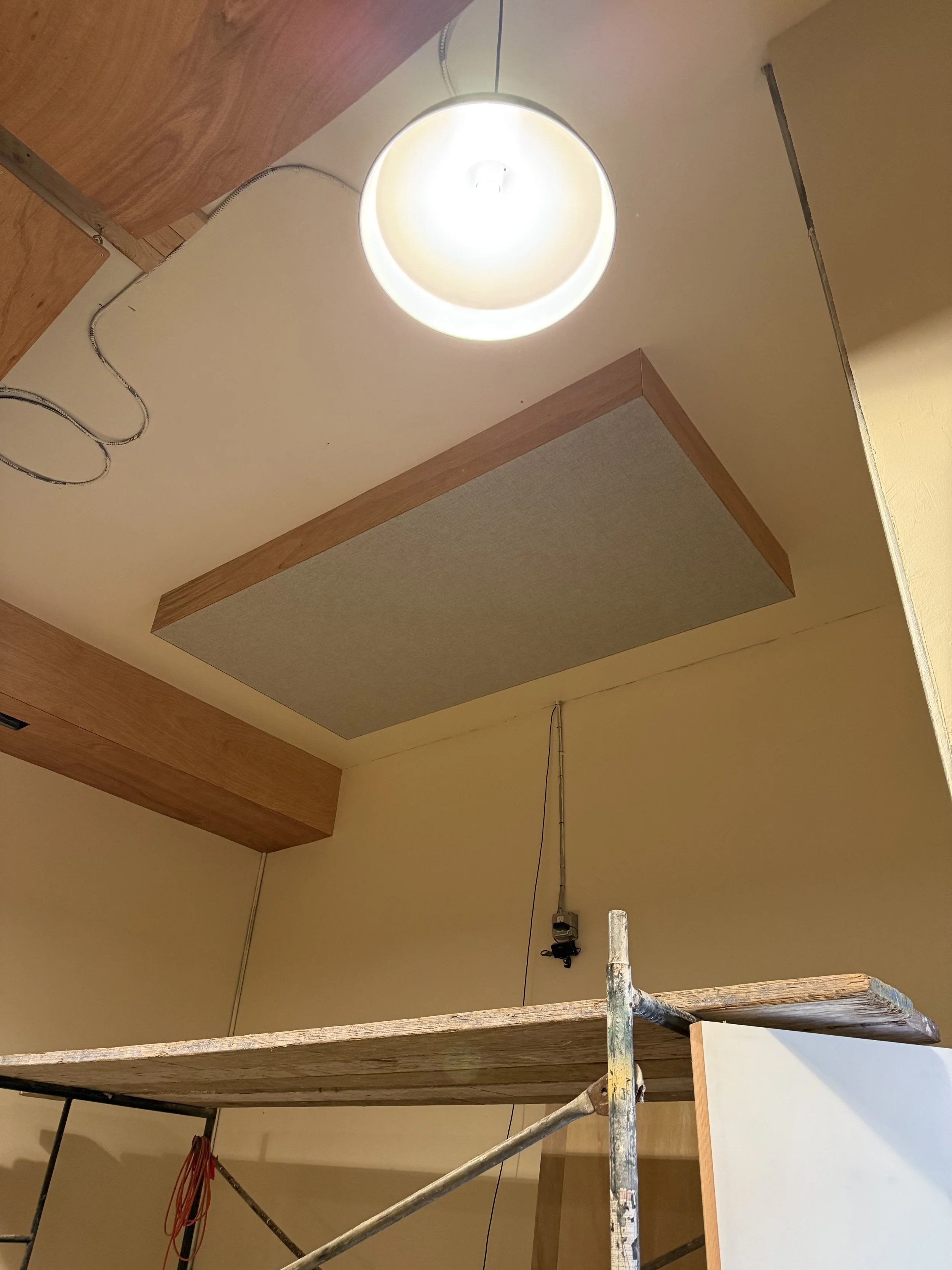 Acoustic treatment cloud
