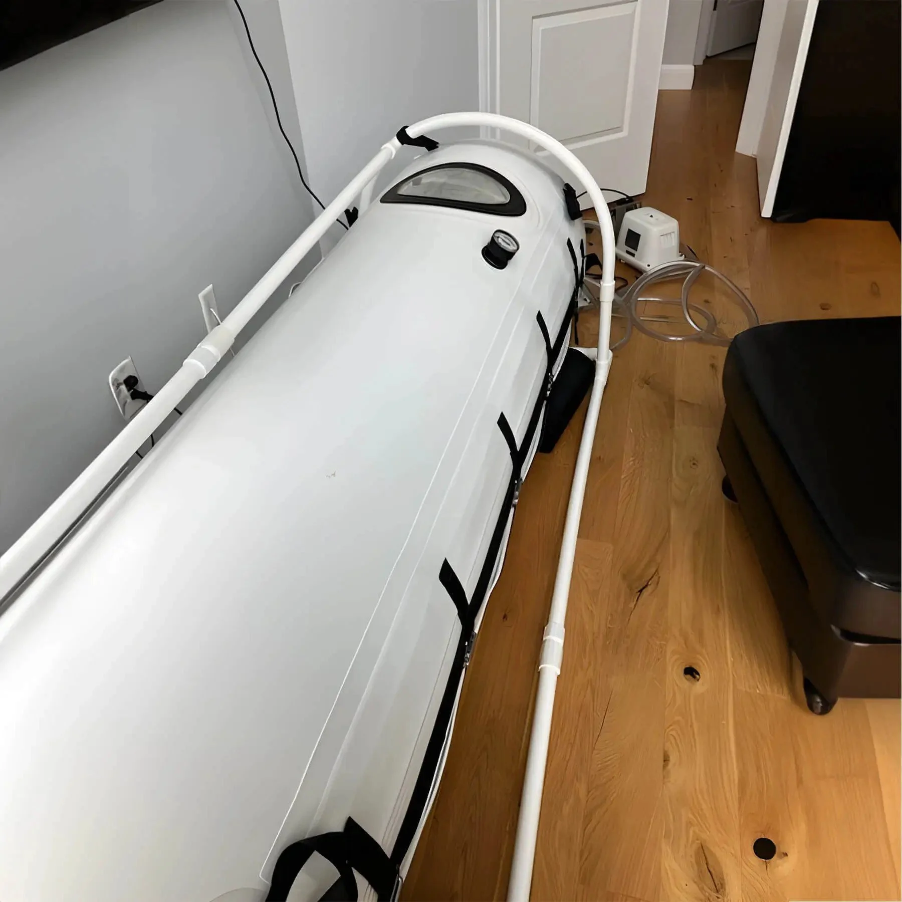 summit-to-sea-hyperbaric-chamber-26-inch-diameter-2.jpg