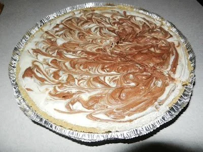 Diva In The Kitchen: Frozen Peanut Butter Swirl Pie
