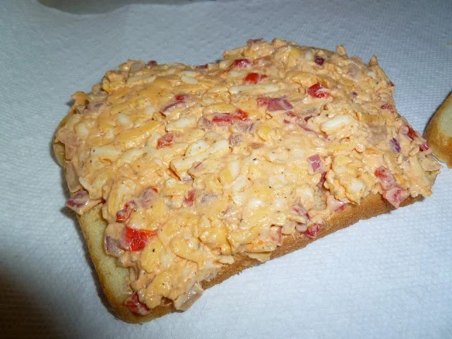 Diva In The Kitchen: Easy Pimento Cheese