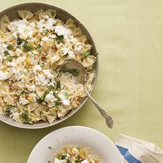 Diva In The Kitchen: Lemon Basil Bowties