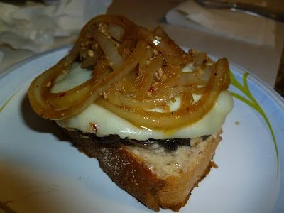 Diva In The Kitchen: Portobello Mushroom Burgers with Mustard-Roasted Potatoes
