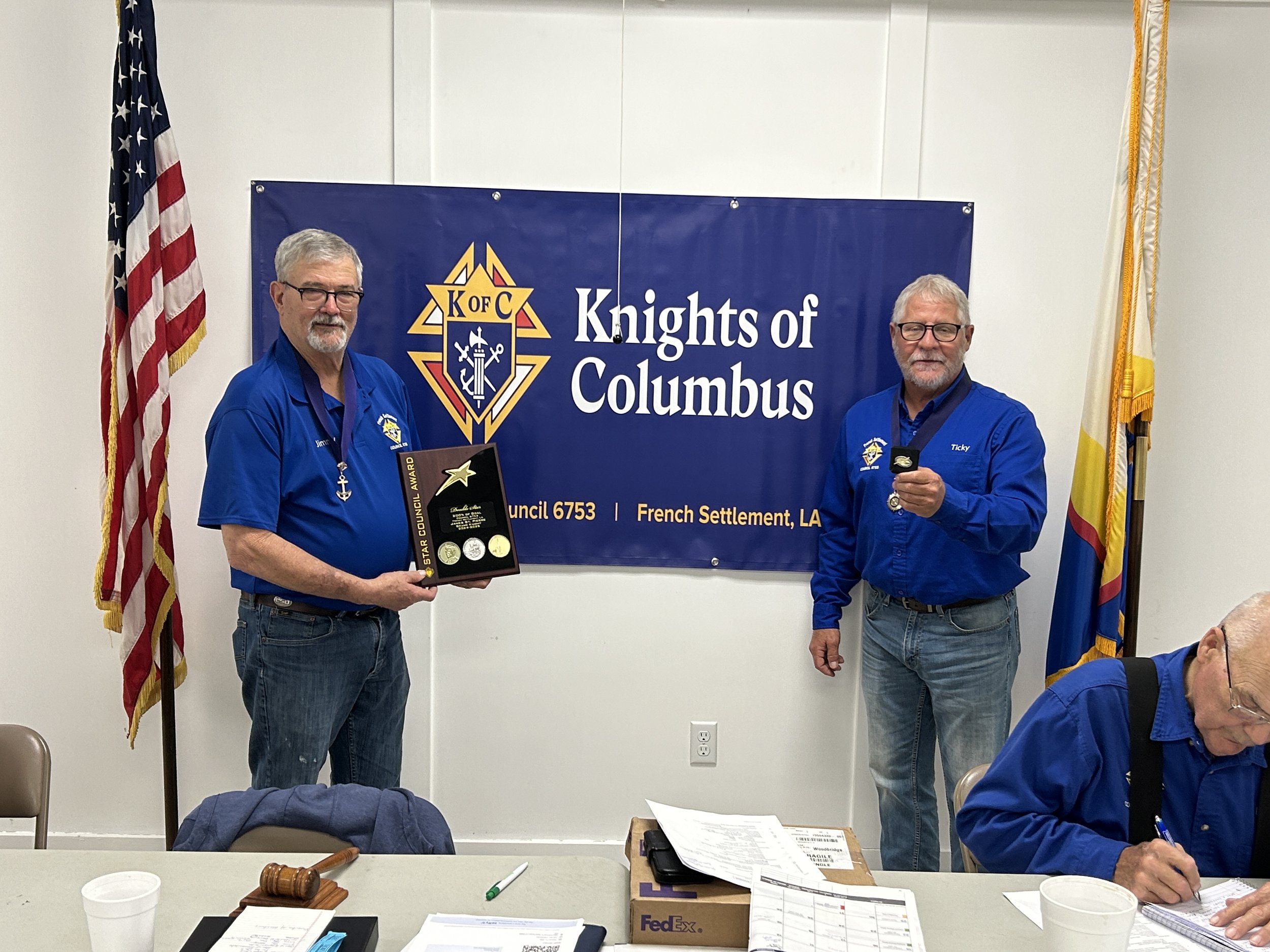 Knight Receives Double Star Council Program Director Pin