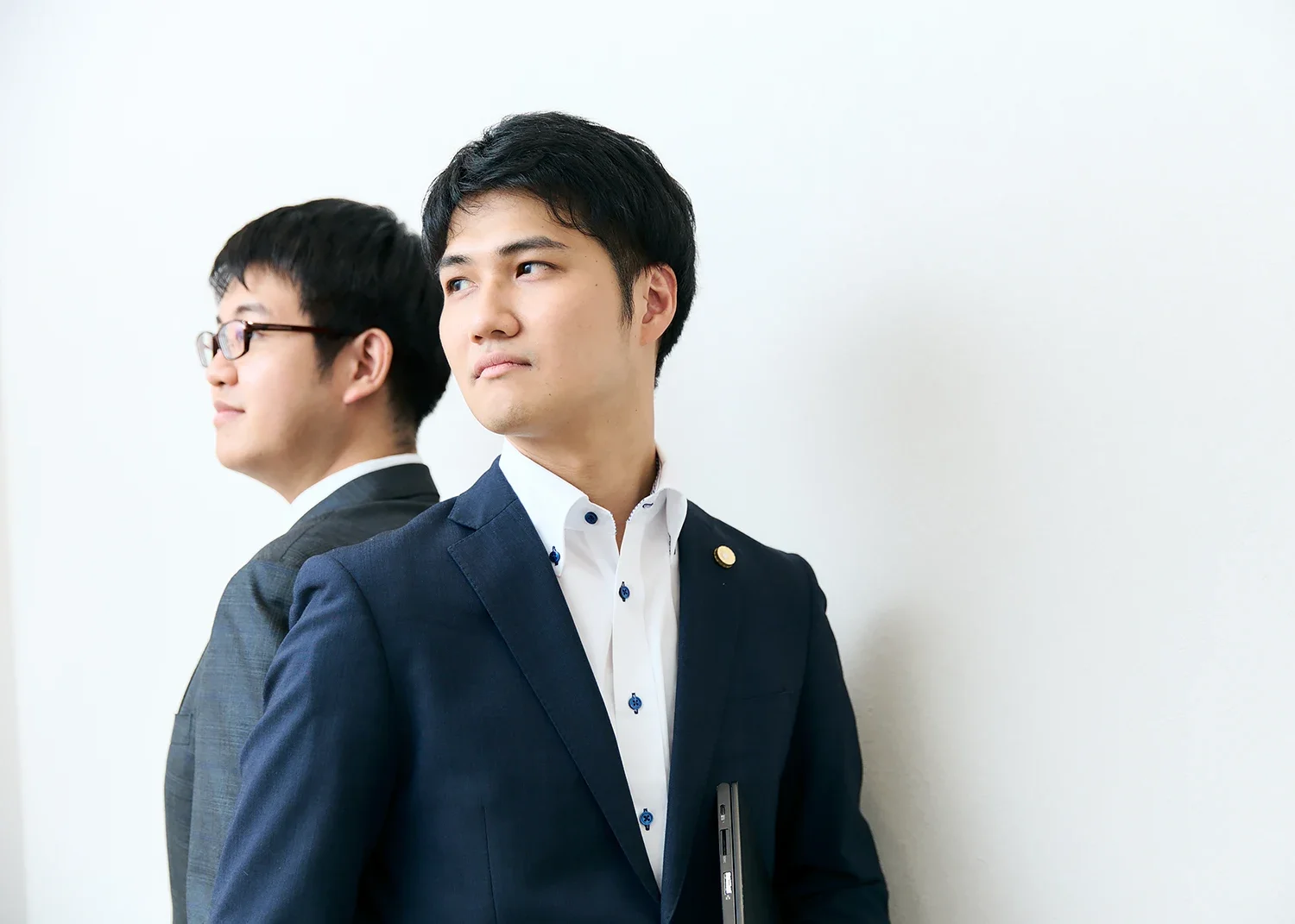 法律事務所のブランディング・広告用イメージ撮影。弁護士の信頼感と知性を可視化するハイクオリティな広報素材（江藤耕治 撮影）