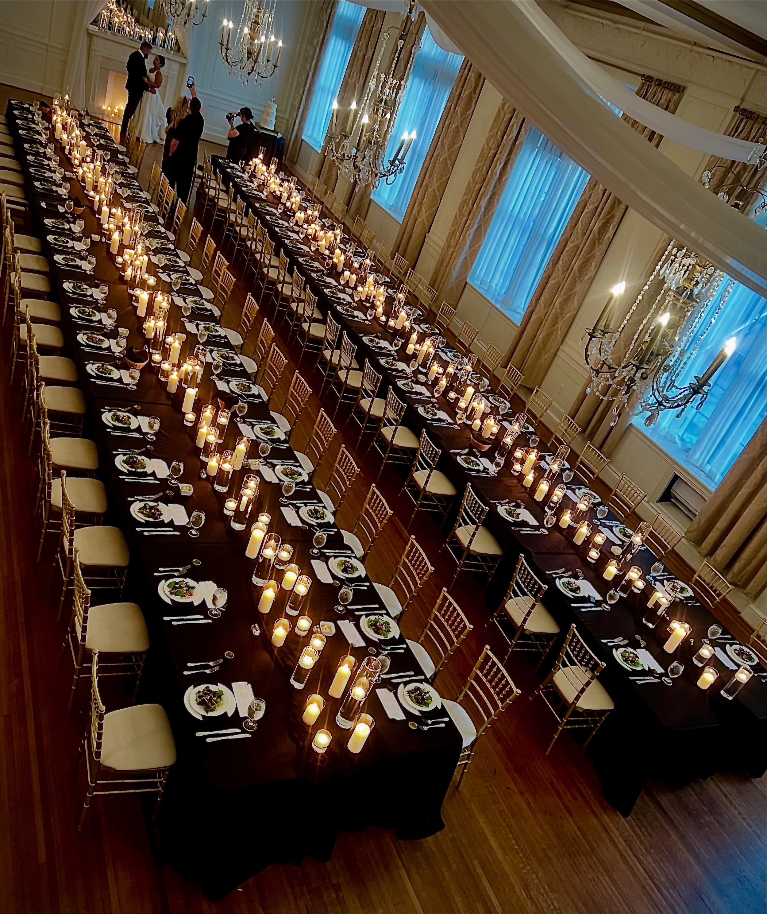 Rustic table setting at one of Laurie’s customers wedding.