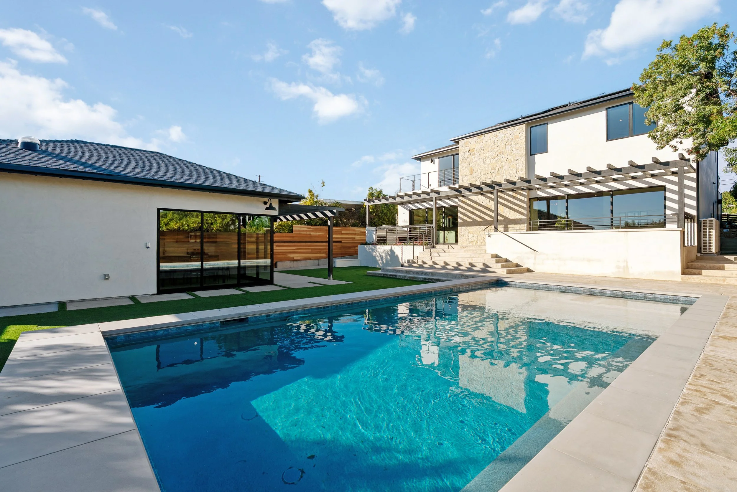 1506 E Maple Ave El Segunda132.jpg