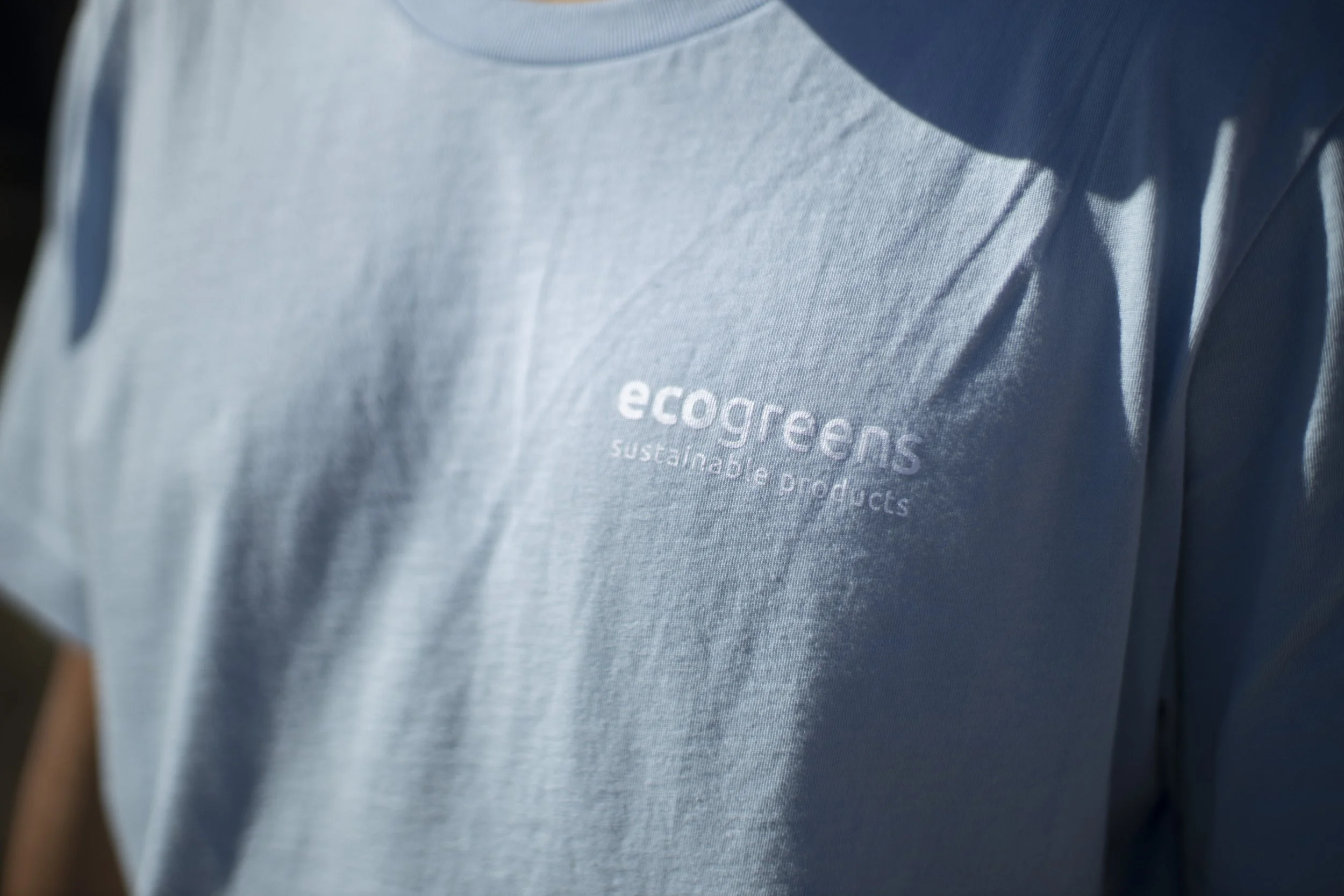 EG BLUE Lifestyle_30.JPG