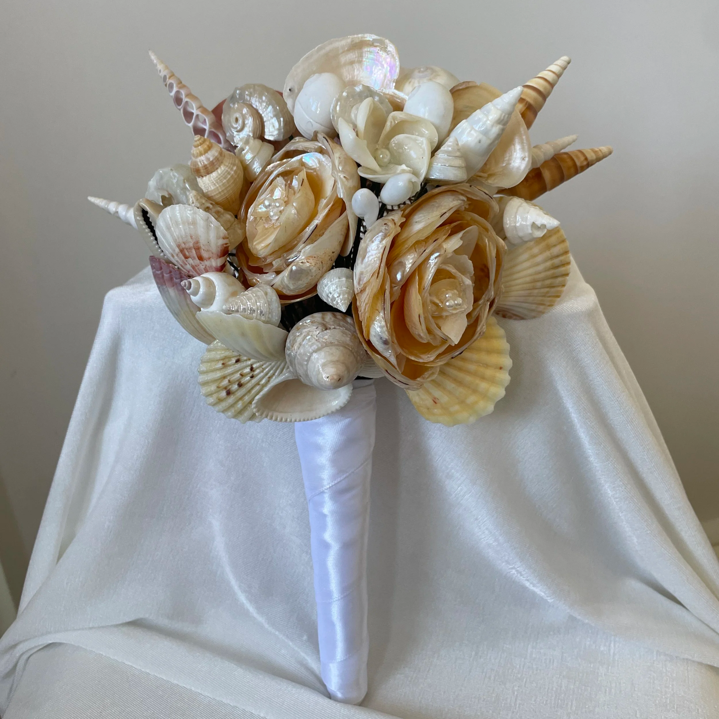 Shell Bouquet - Golden Hour