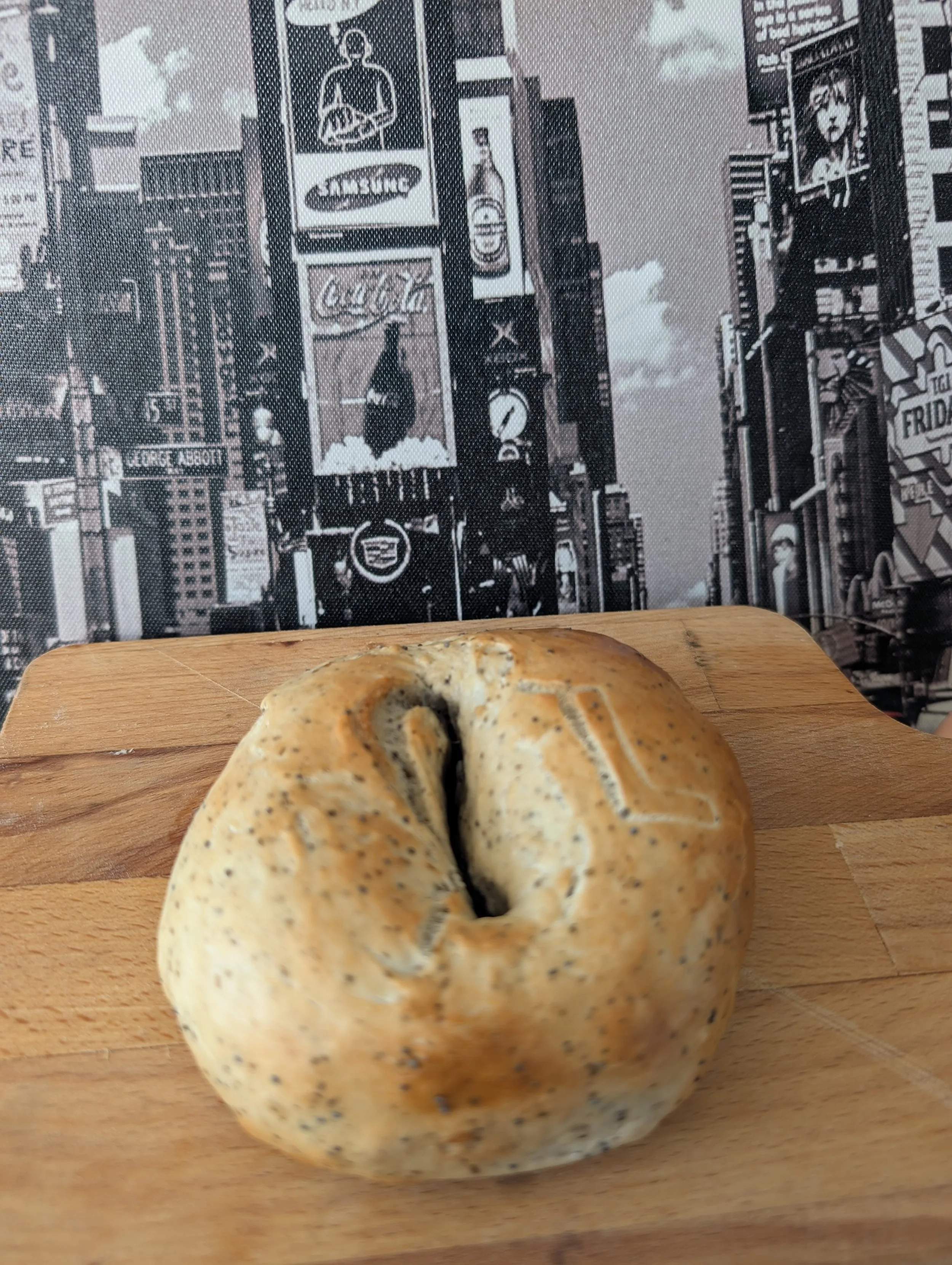 Lemon Myrtle Poppy Bagel