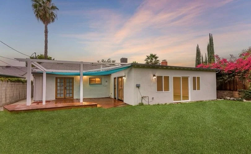 Check out the progress of this transformation&mdash;built in just 6 weeks!💪

#home #underconstruction #awbuilders #westhills #transformation