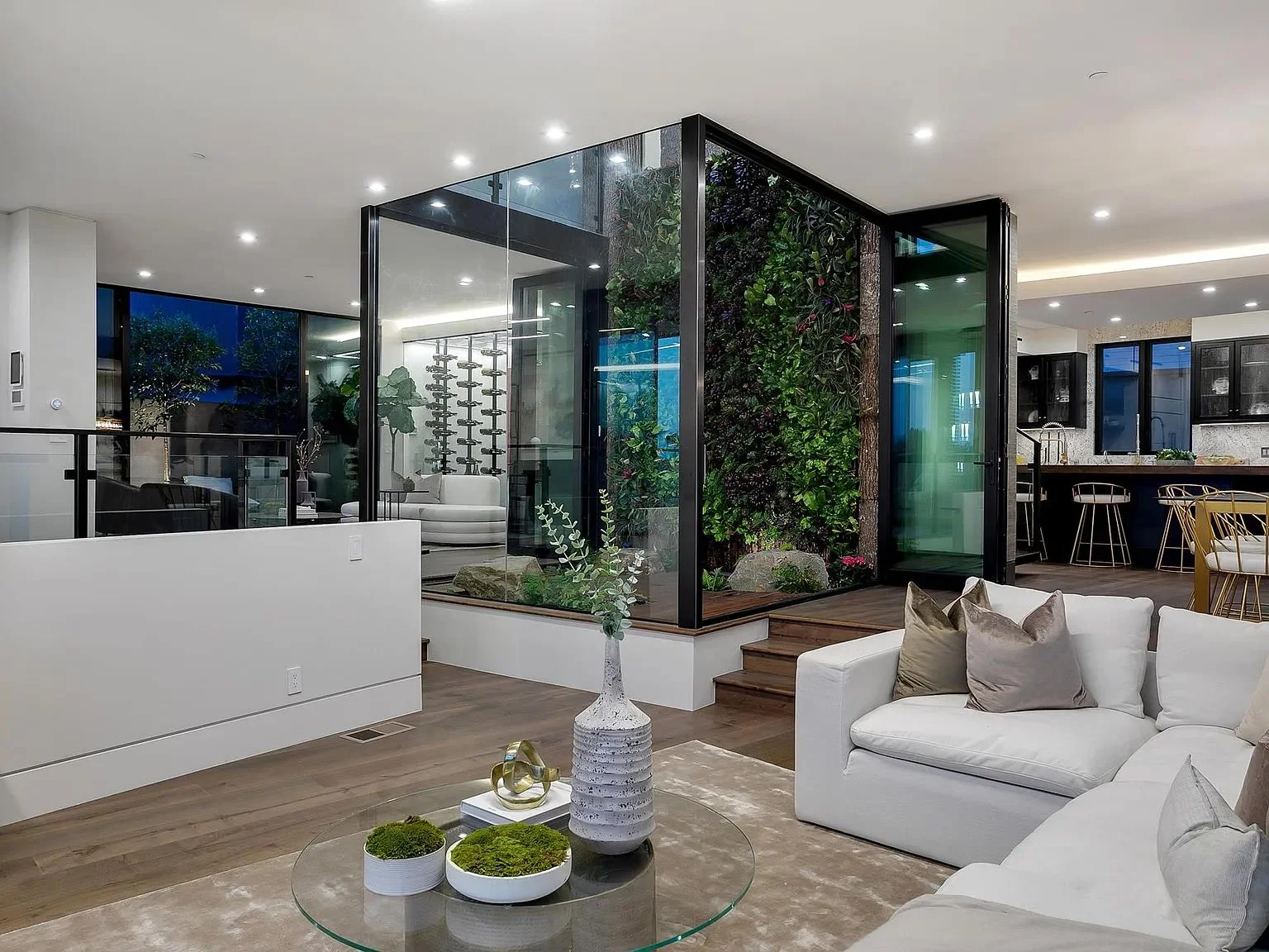 002-aw-builders-atrium-house.jpg