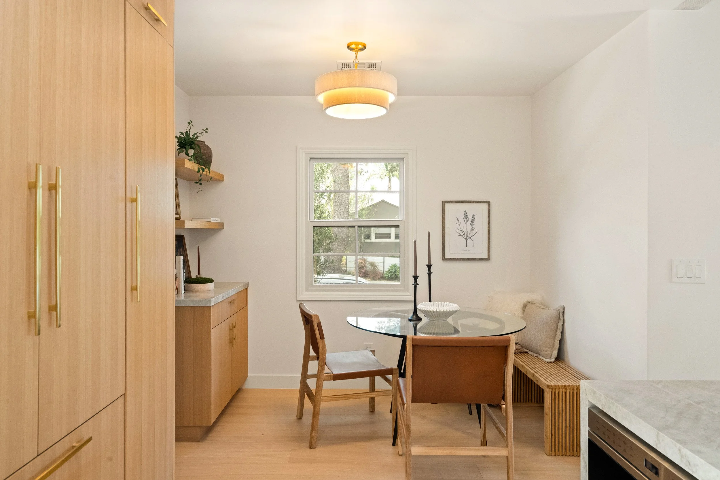 Dining nook beside the kitchen.