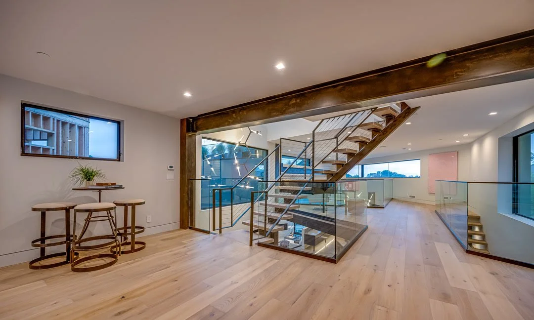 12-aw-builders-glass-house.jpg