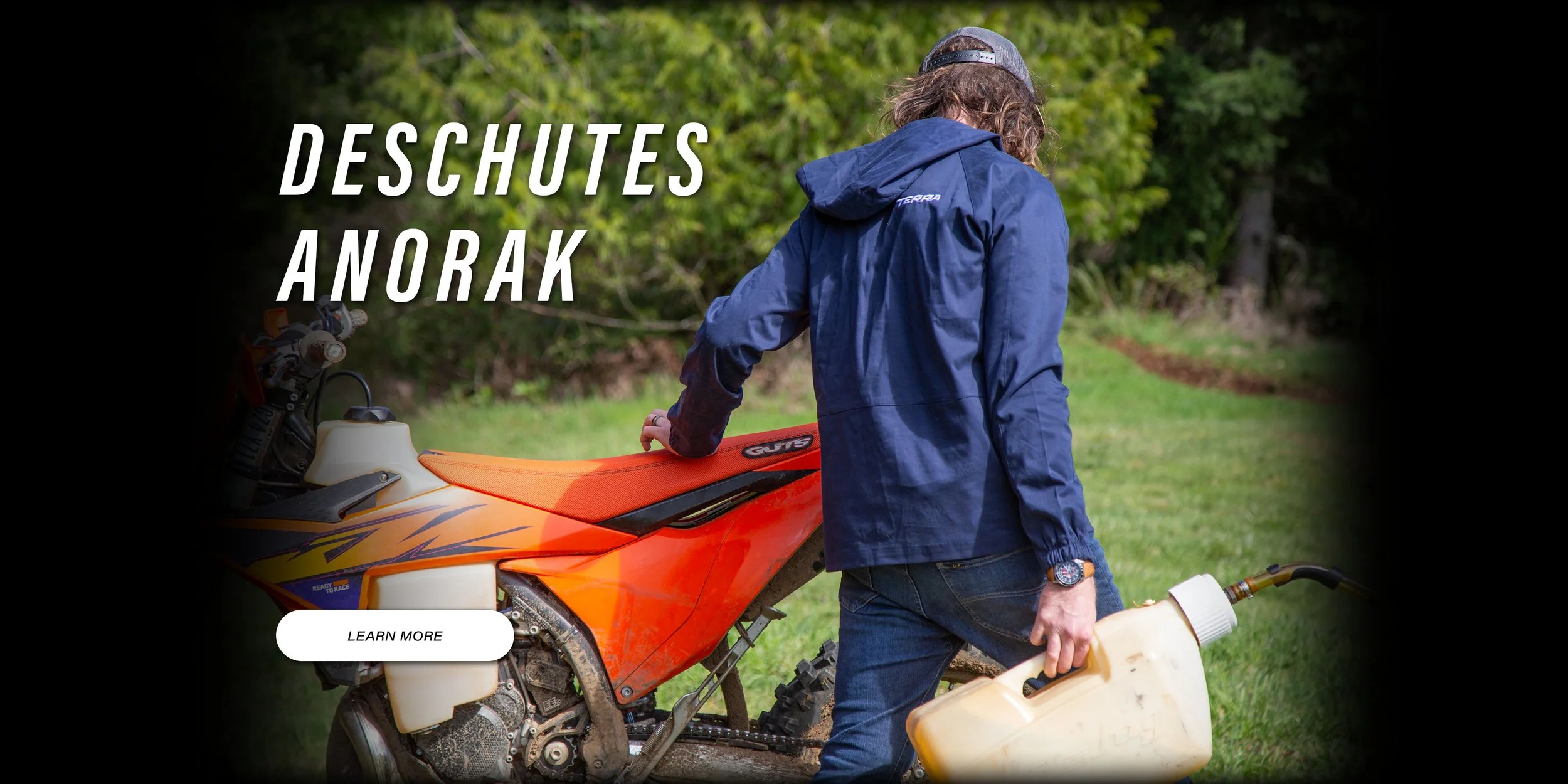 Deshutes Anorak Slider - v1.jpg