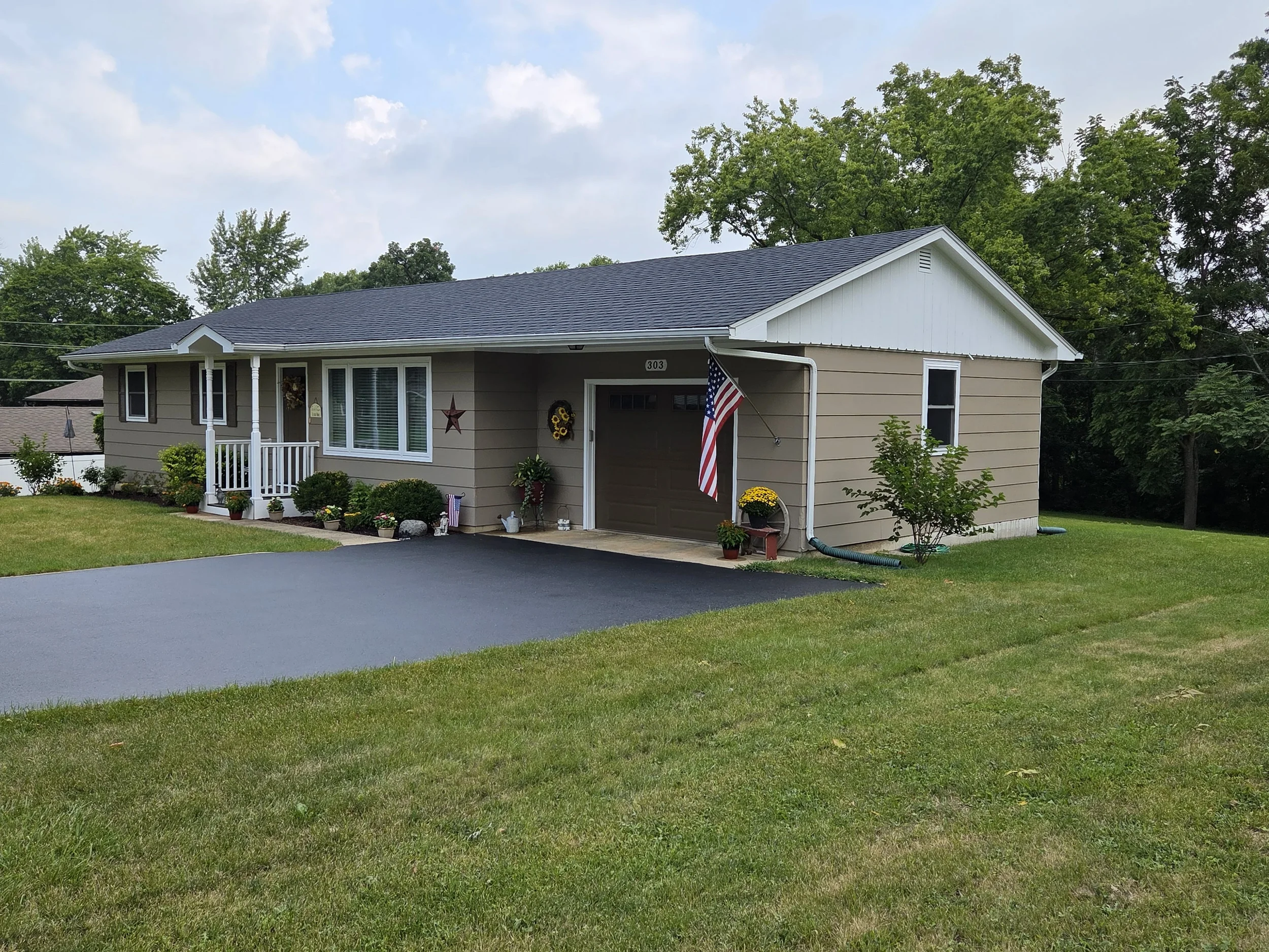 Premier residential and commercial painting in Plano IL by Kora Pro Painters. Expert cabinet refinishing and luxury interior painting services for homes and offices in Oswego, Yorkville, and the Fox Valley area..