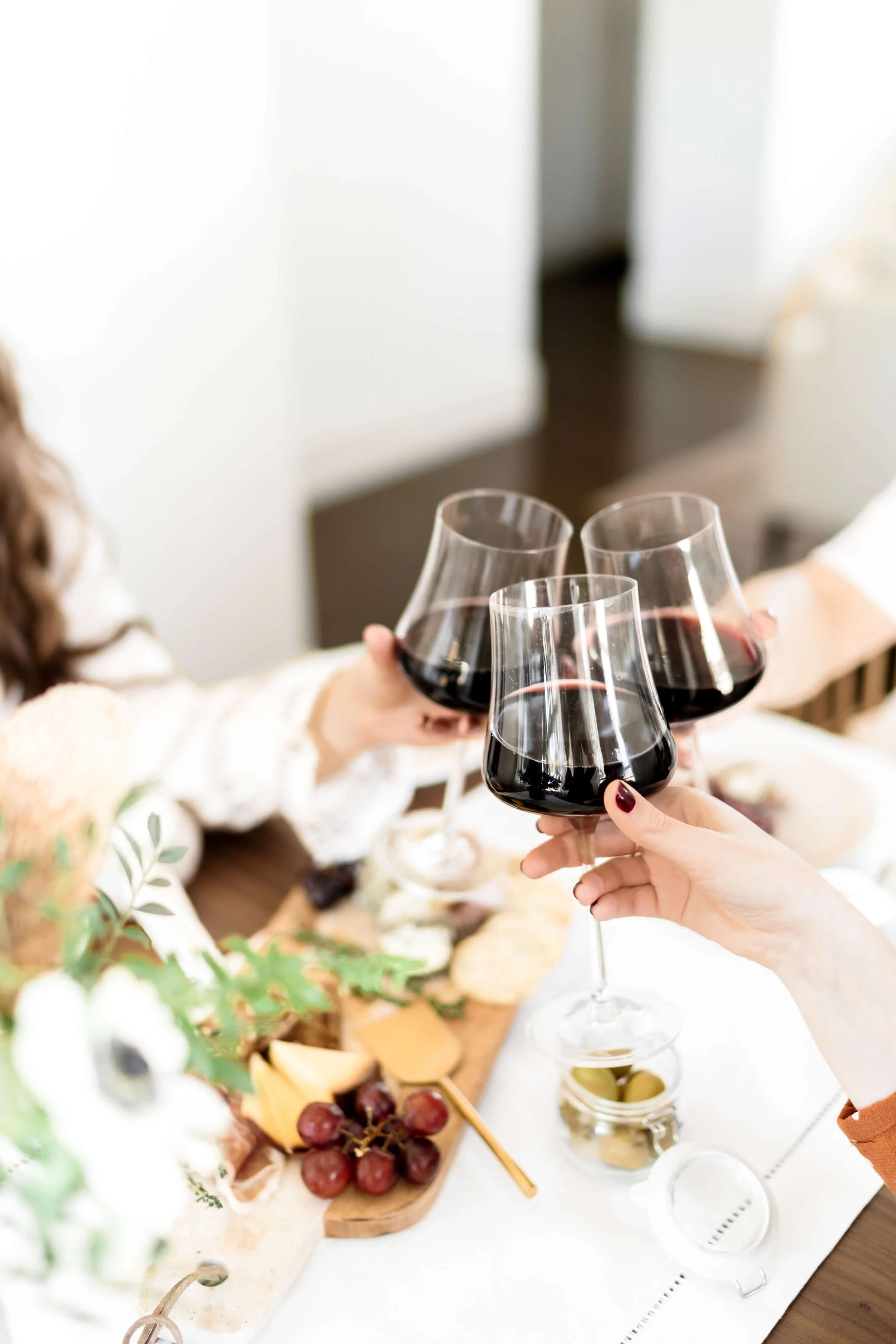 Nutrition Essentials: Top 10 Tips for Health and Wellbeing