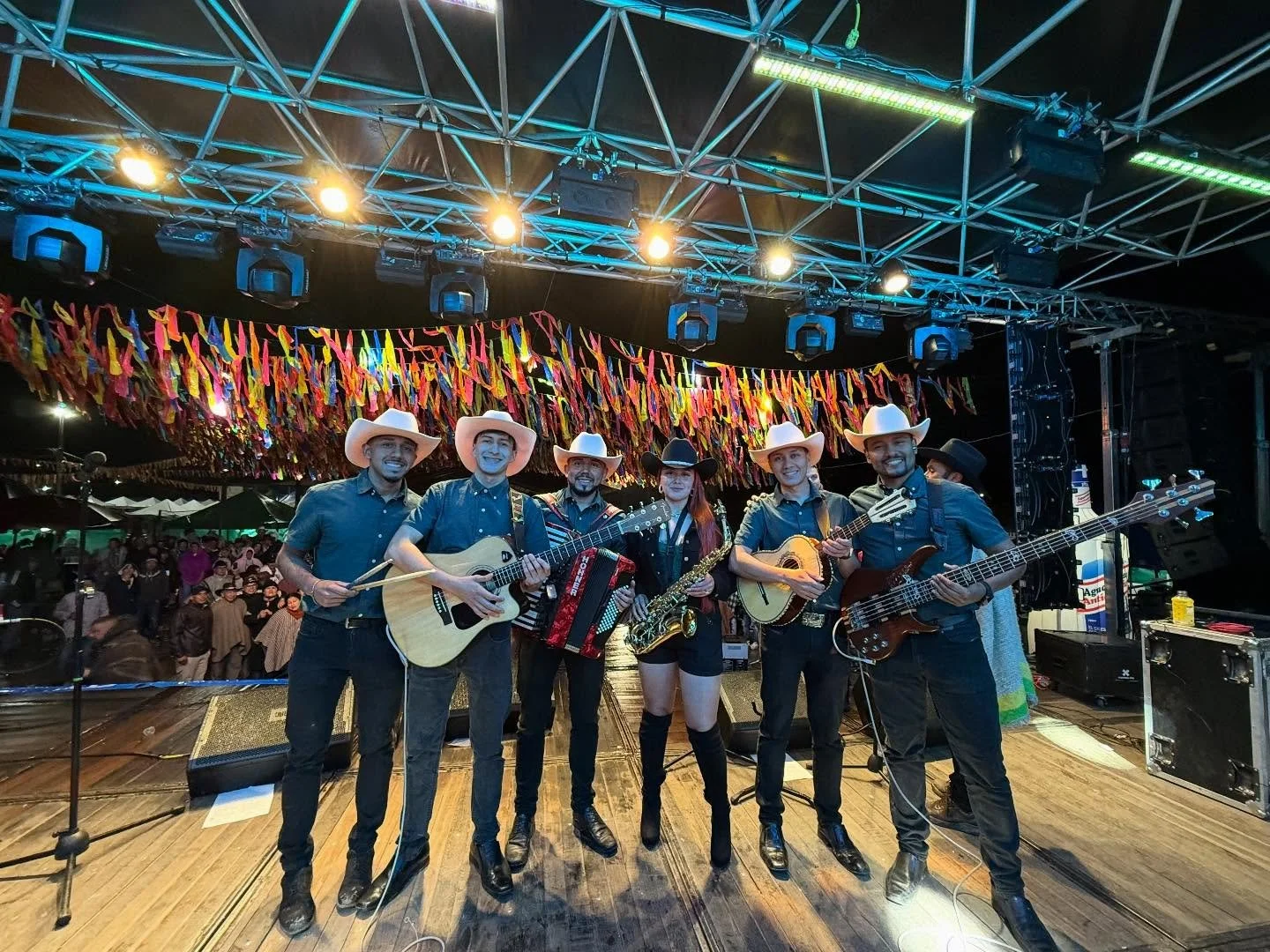 Parte 2, GRUPO SUPREMAC&Iacute;A en las ferias y fiestas del corregimiento de BERL&Iacute;N, SANTANDER 🪗🎷🔥 🔥
.
.
.
.
.
@tona.santander #musicanorte&ntilde;as #corridos