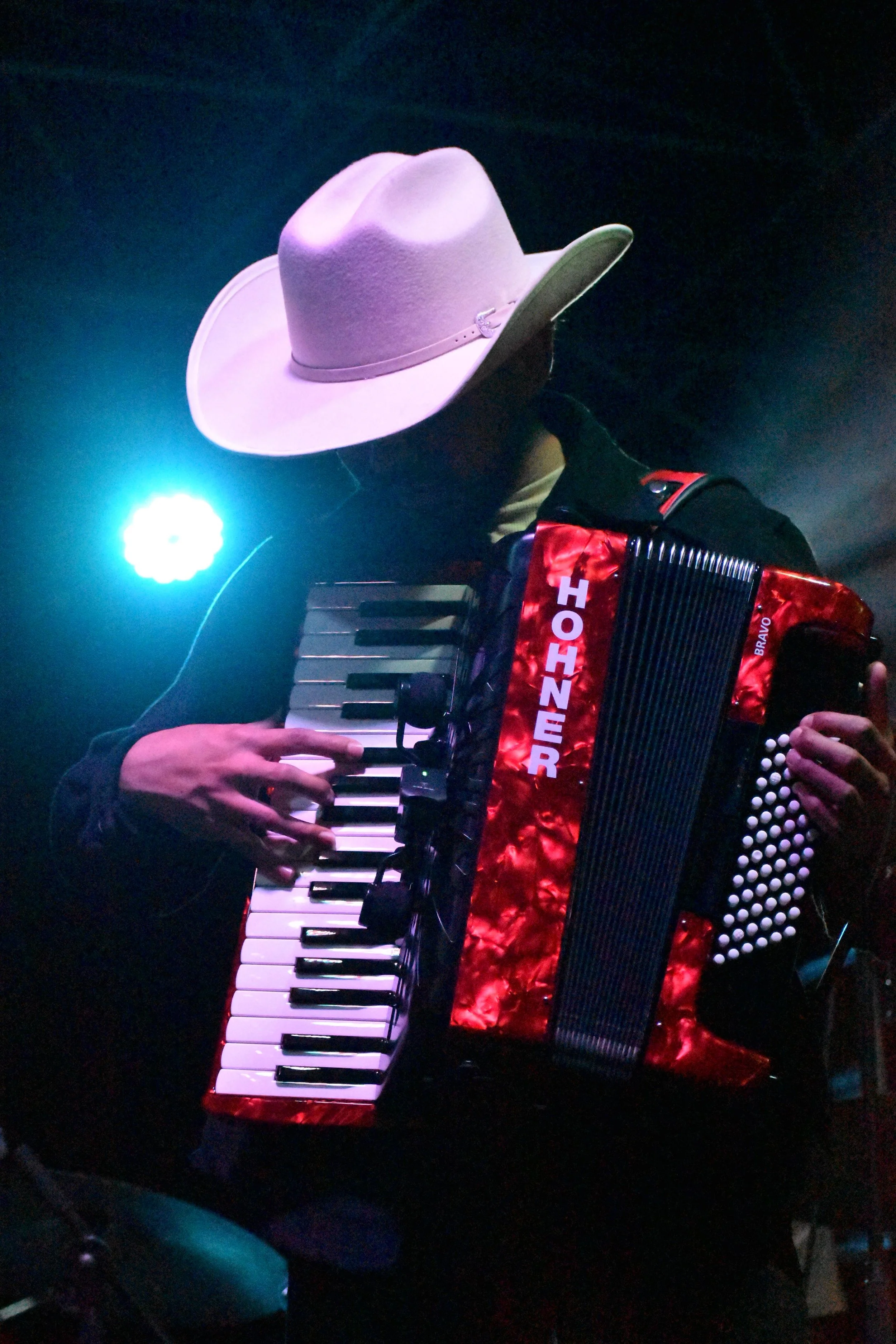 Jhovany Andrés Plata Castellanos, Acordeonista de Grupo Supremacía