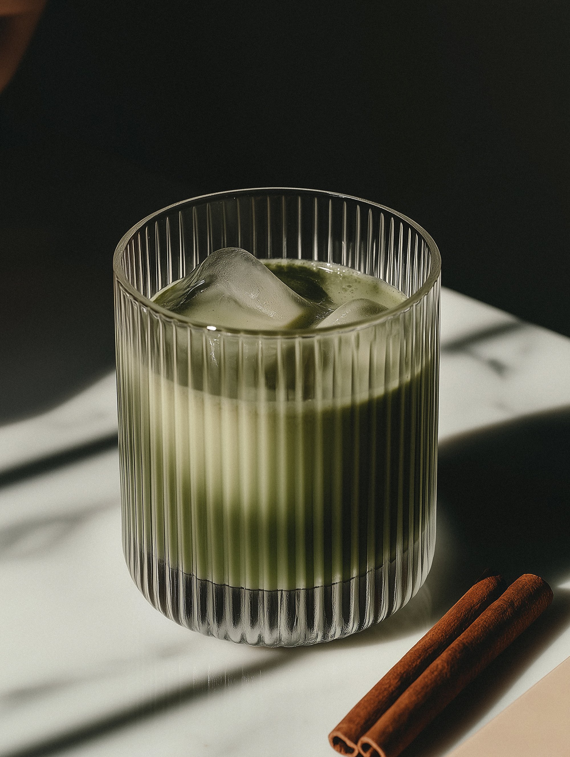 BureauBeaux_FashionLifestyleStock-food-matcha-iced.jpg