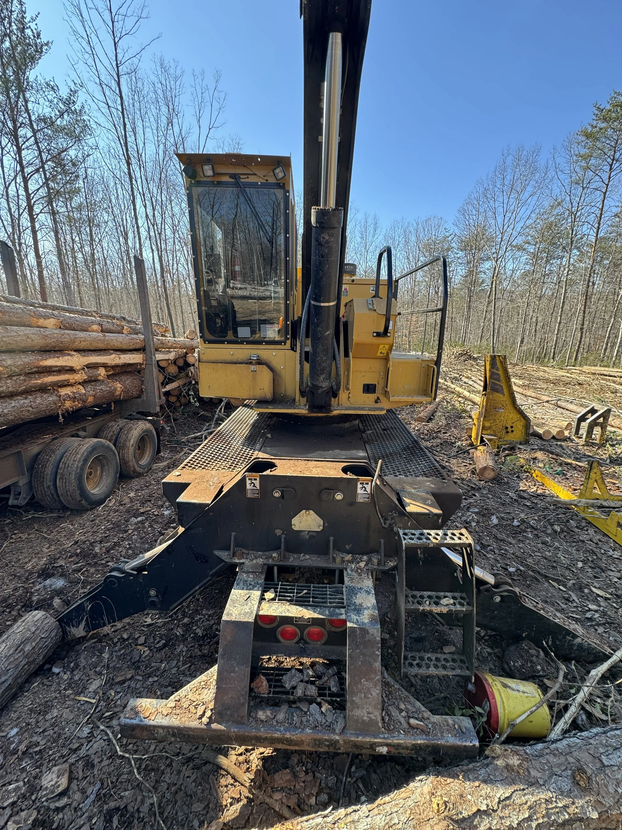 Tigercat 250D Knuckleboom w/ CSI 264 Ultra Delimber