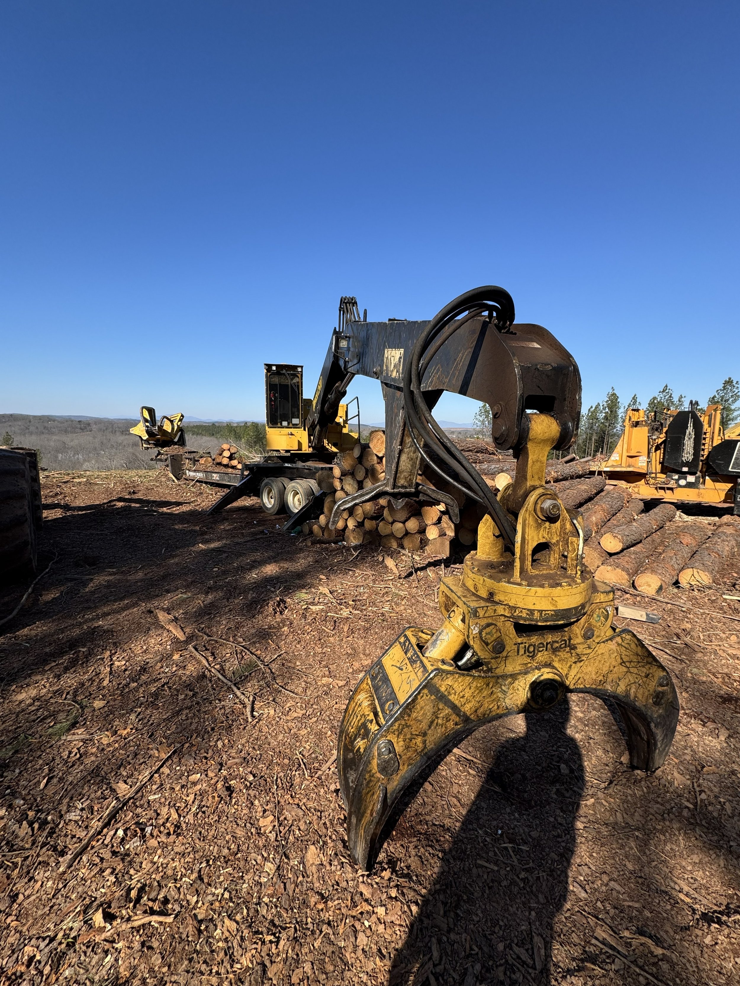 Tigercat 250D Knuckleboom Loader