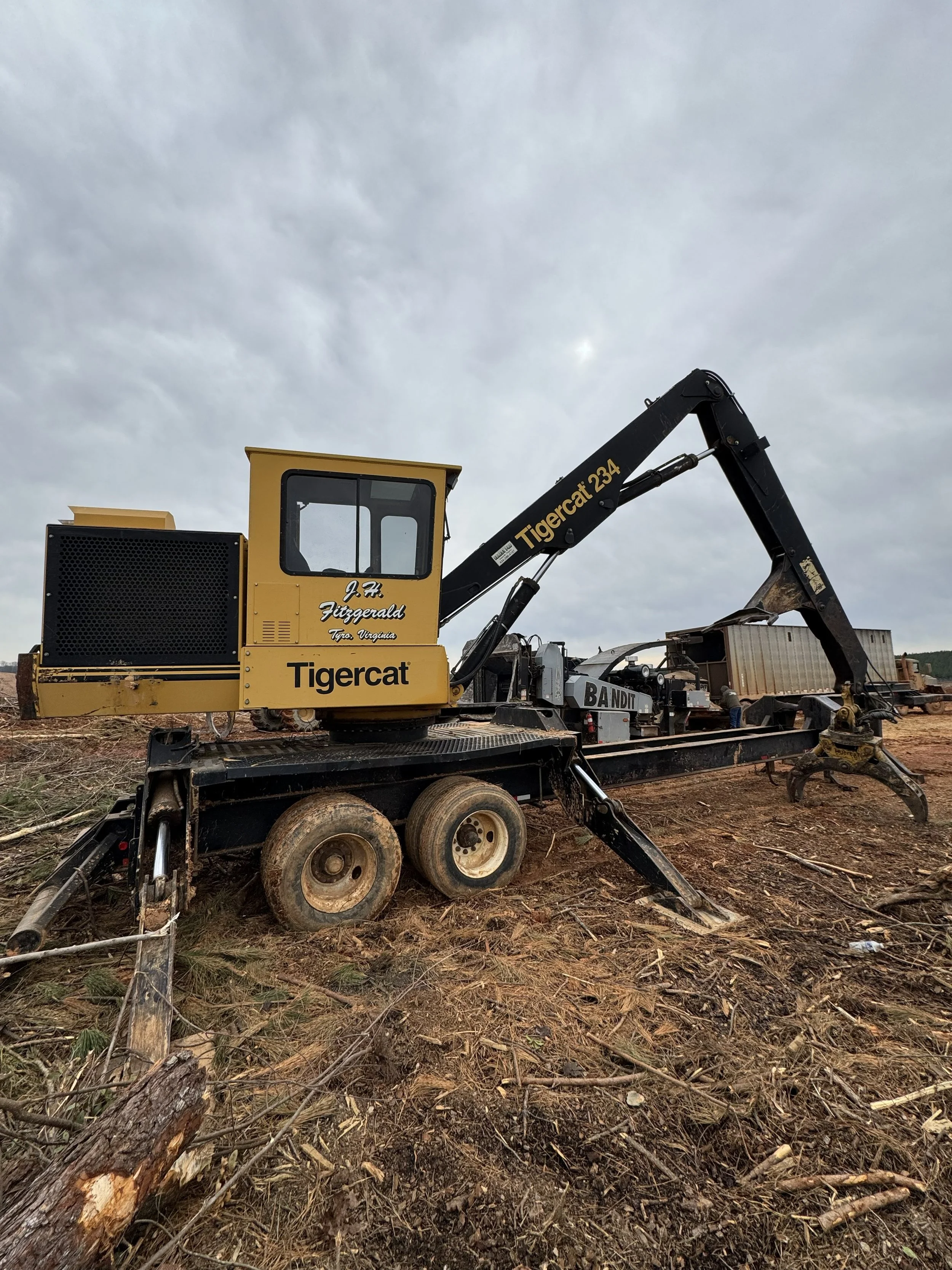 Tigercat 234 Knuckleboom Loader