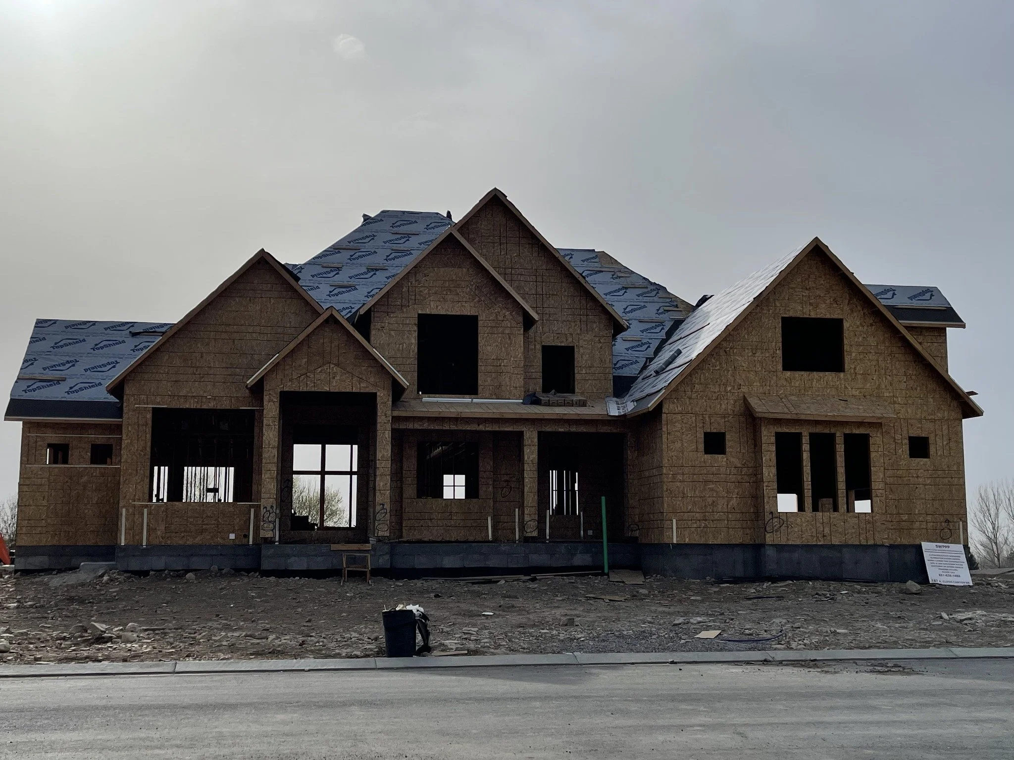 Oranssi project: slat roof