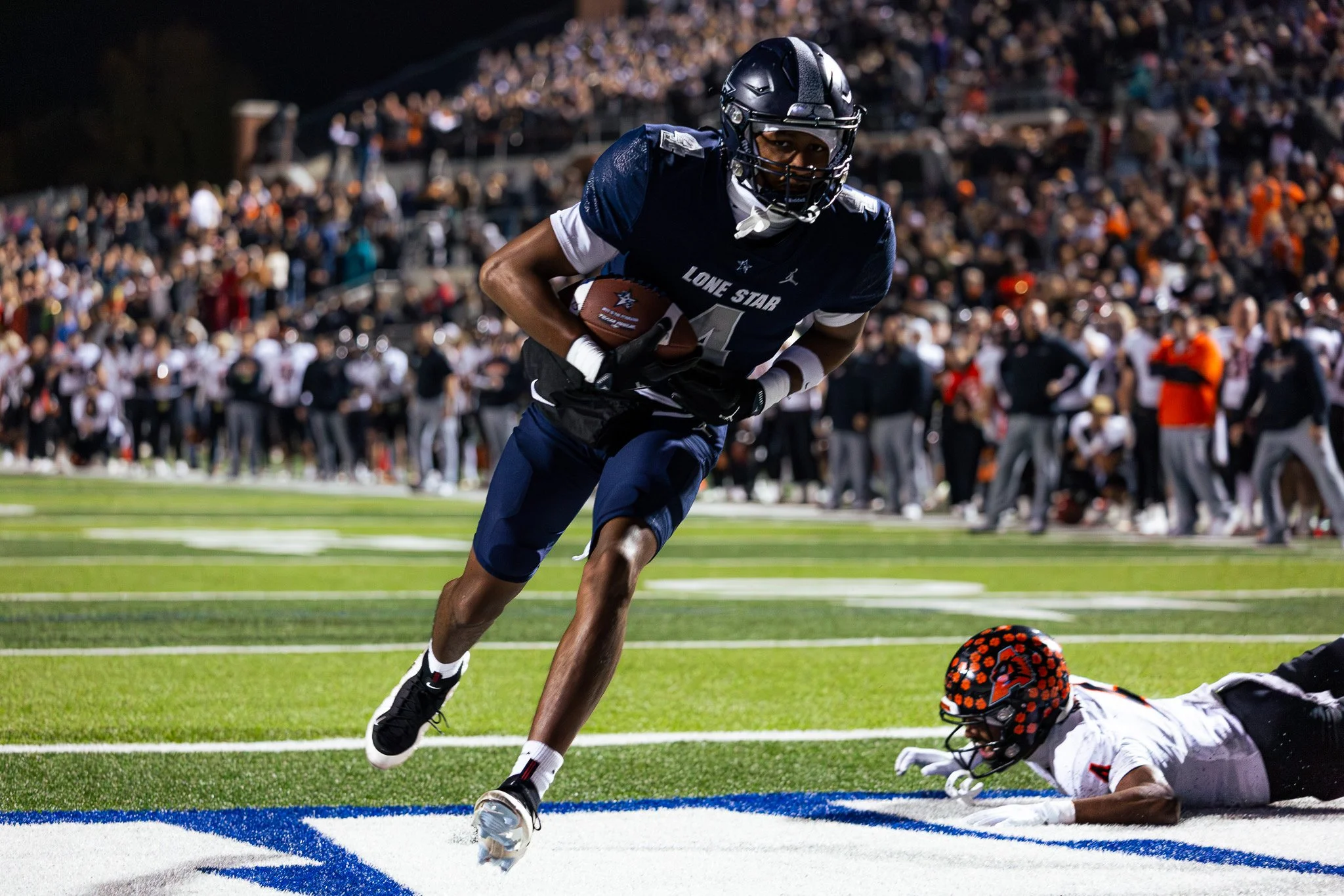 UIL Football State Semifinal Week: Stars, Stops, and Statements (5A–6A)