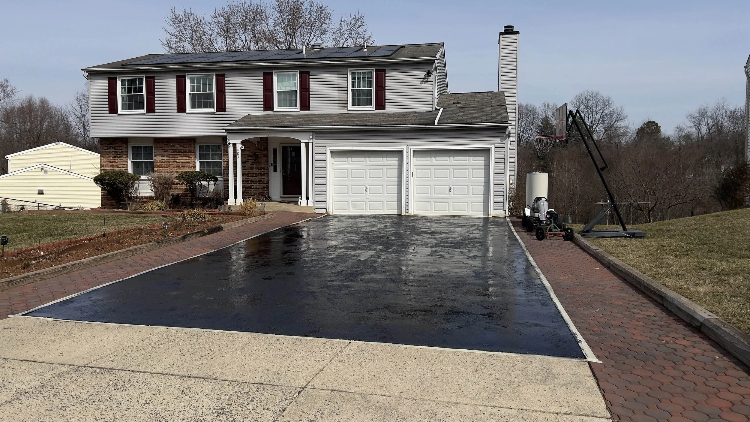 Sealcoating & Asphalt Maintenance