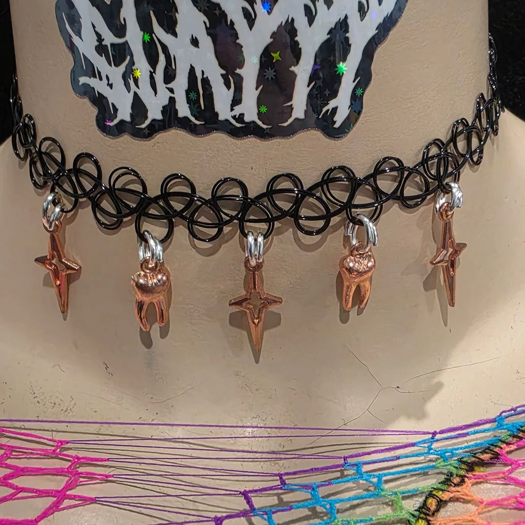 CHOKERS-BLACK-ROSEGOLD-TEETH&STARS_.jpg