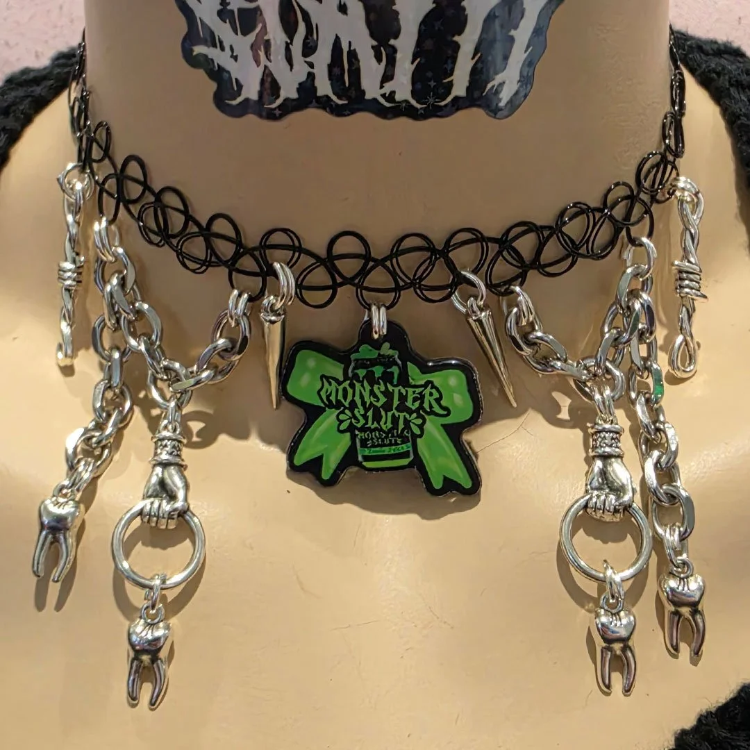 CHOKERS-MSGREENBOW-CATHEDRAL.jpg