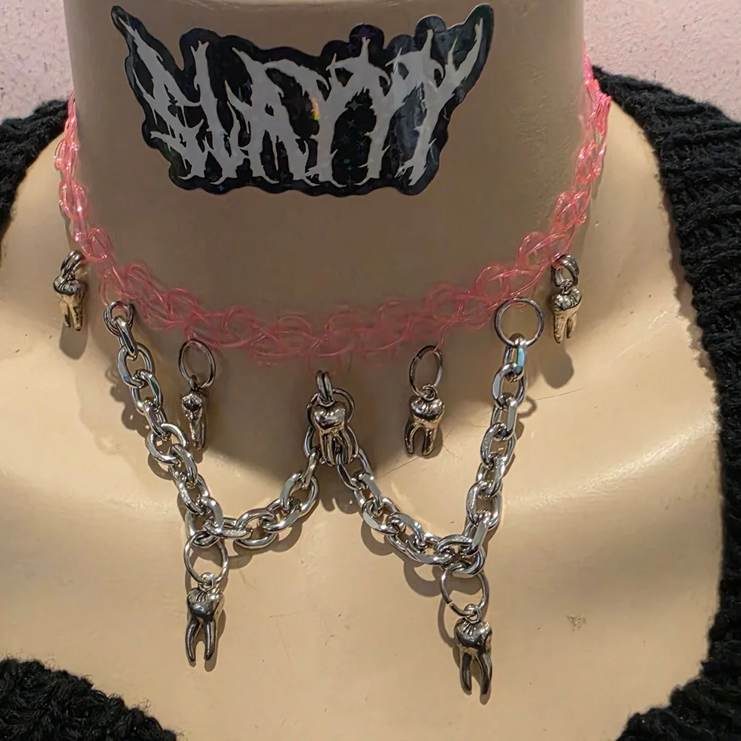 CHOKERS-TEETHGARLAND.jpg