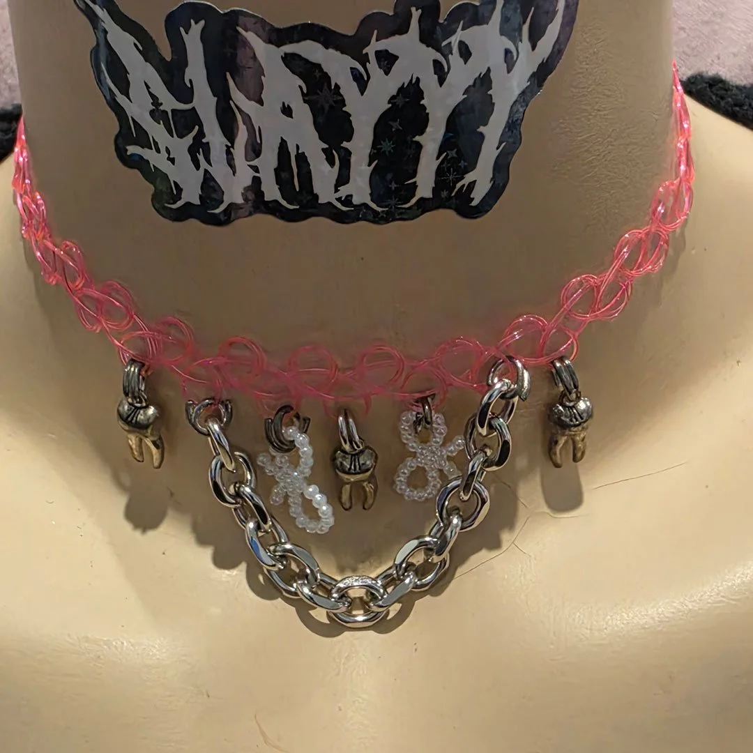 DELULU | Stretchy Choker