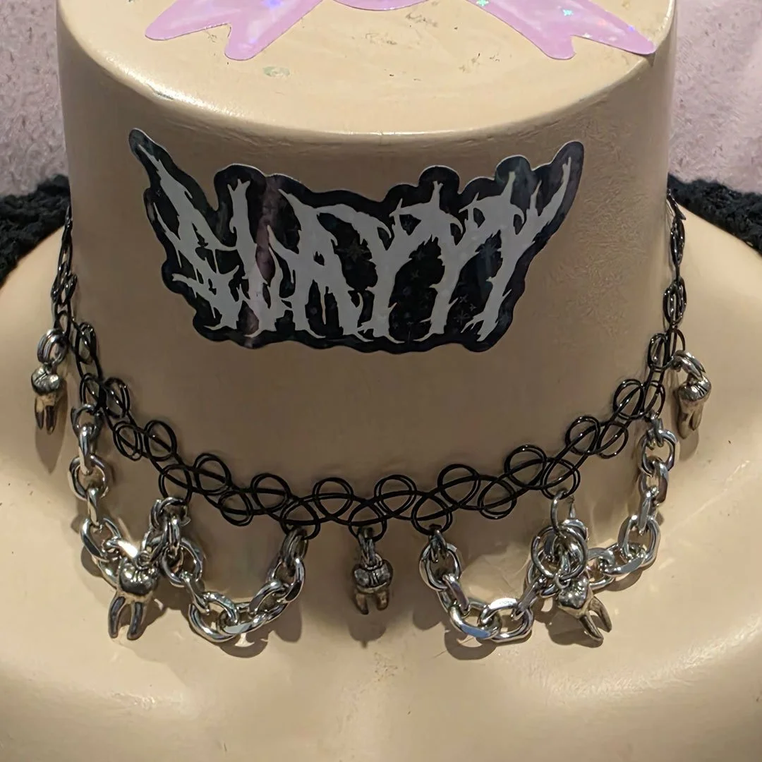 CHOKERS-BLACK-ROWSOFCHAIN__.jpg