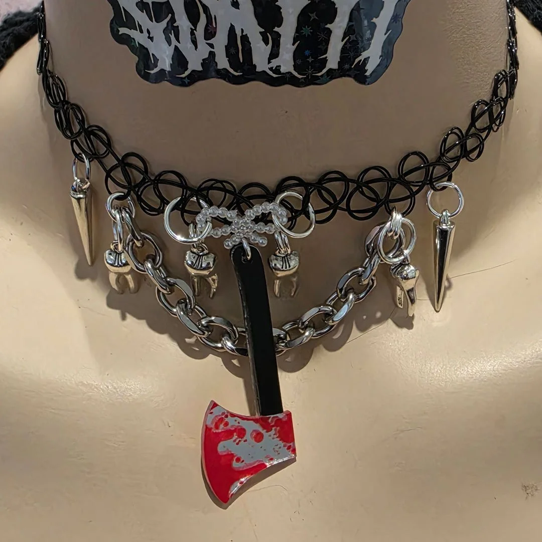 I MARRIED AN AXE MURDERER | Stretchy Choker